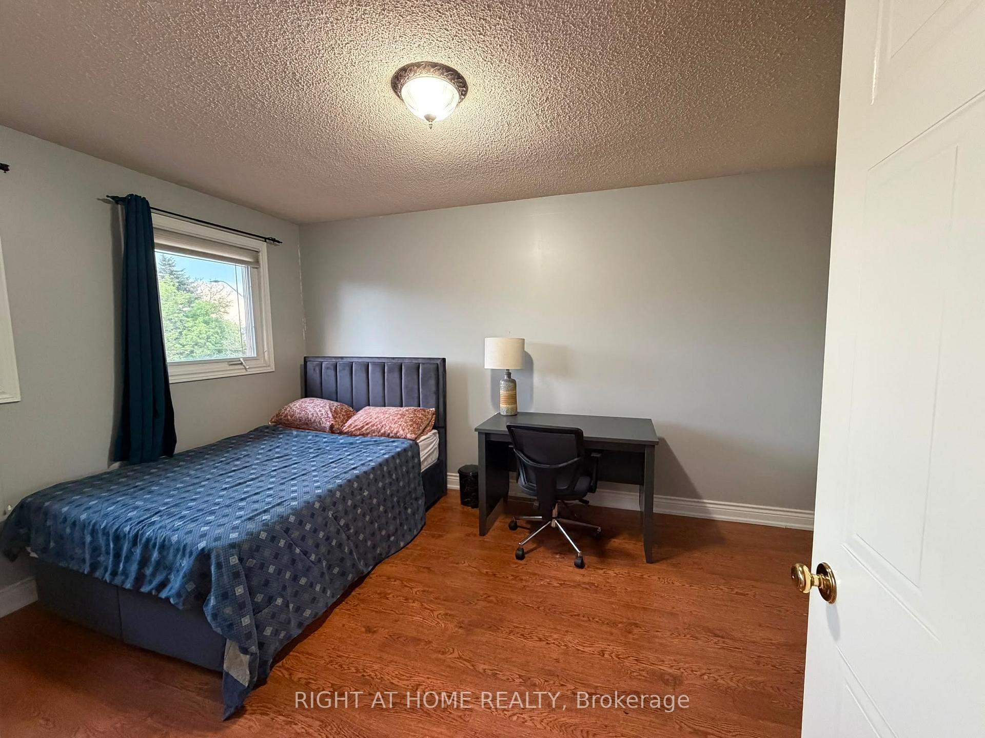 Photo 11 of 4203 Colonial Drive, Mississauga, Erin Mills — HOMEH