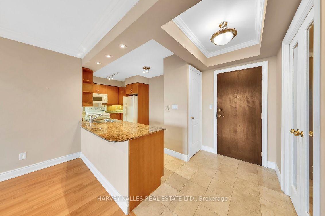 Photo 7 of Unit 722, 38 William Carson Crescent, North York, St. Andrew-Windfields — HOMEH