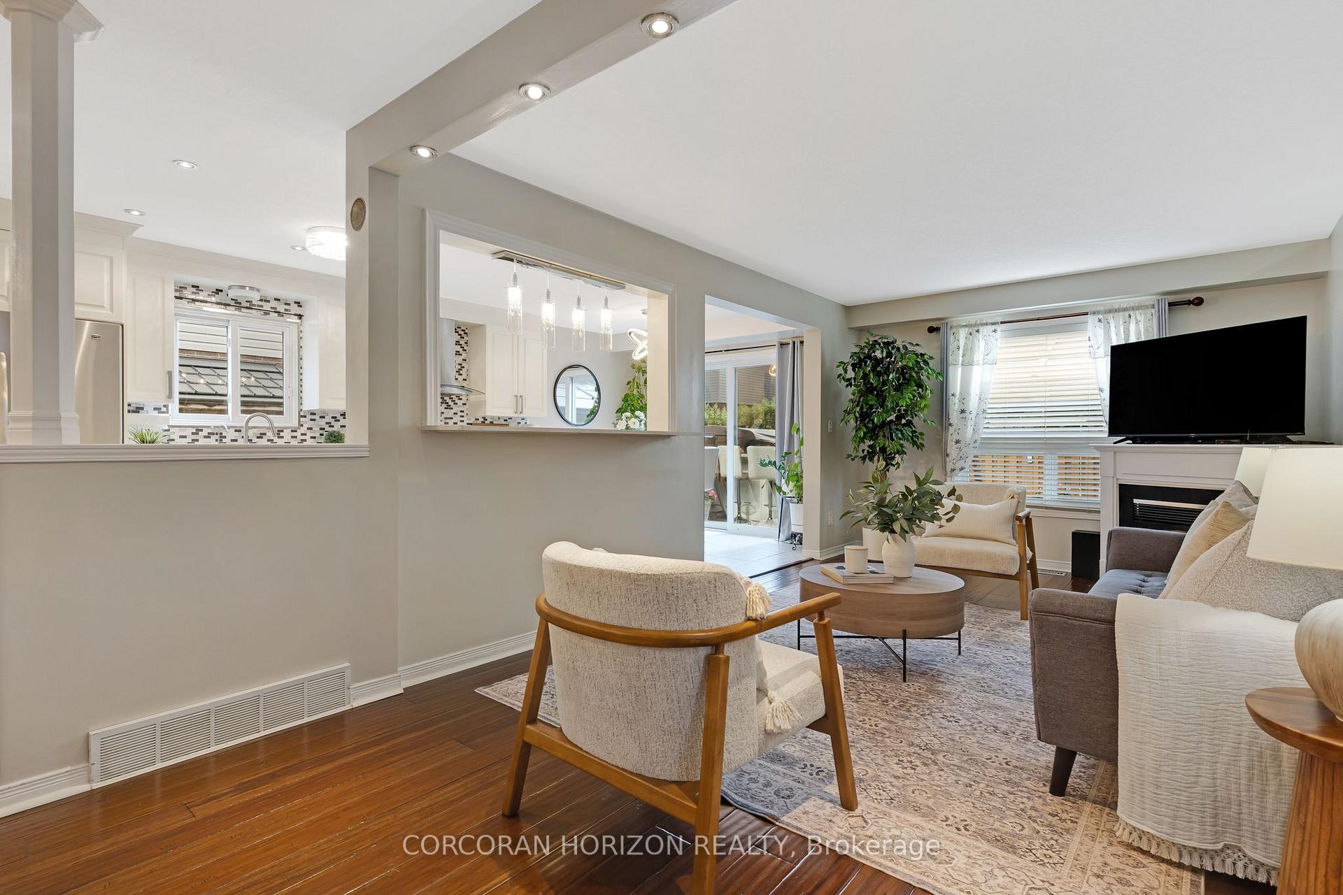 Photo 10 of 913 Copper Leaf Crescent, Kitchener, Trussler — HOMEH