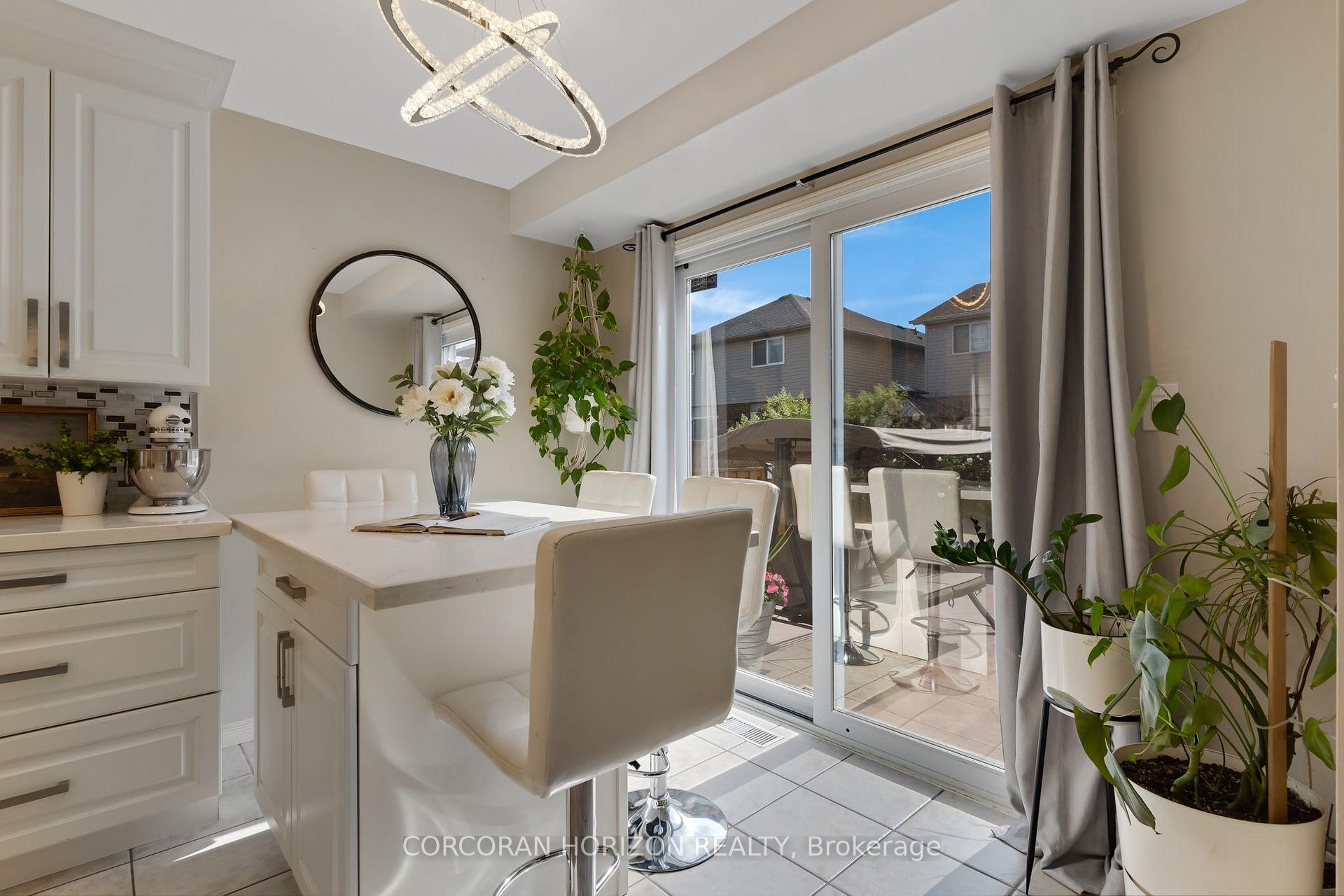 Photo 14 of 913 Copper Leaf Crescent, Kitchener, Trussler — HOMEH
