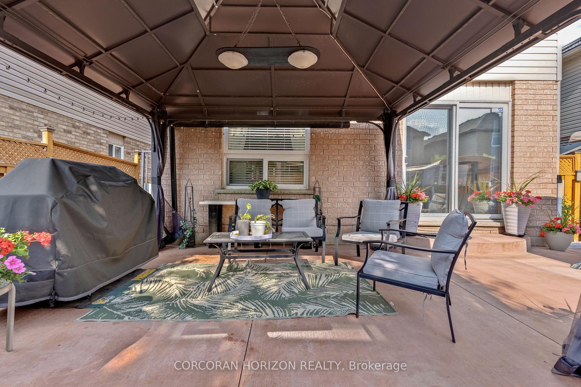 Photo 48 of 913 Copper Leaf Crescent, Kitchener, Trussler — HOMEH