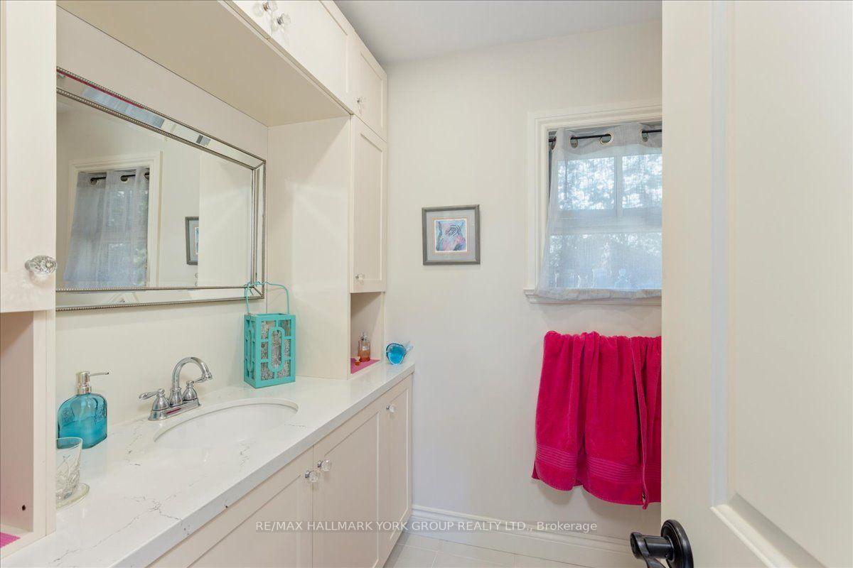 Photo 22 of 280 Orchard Beach Road, Georgina, Historic Lakeshore Communities — HOMEH