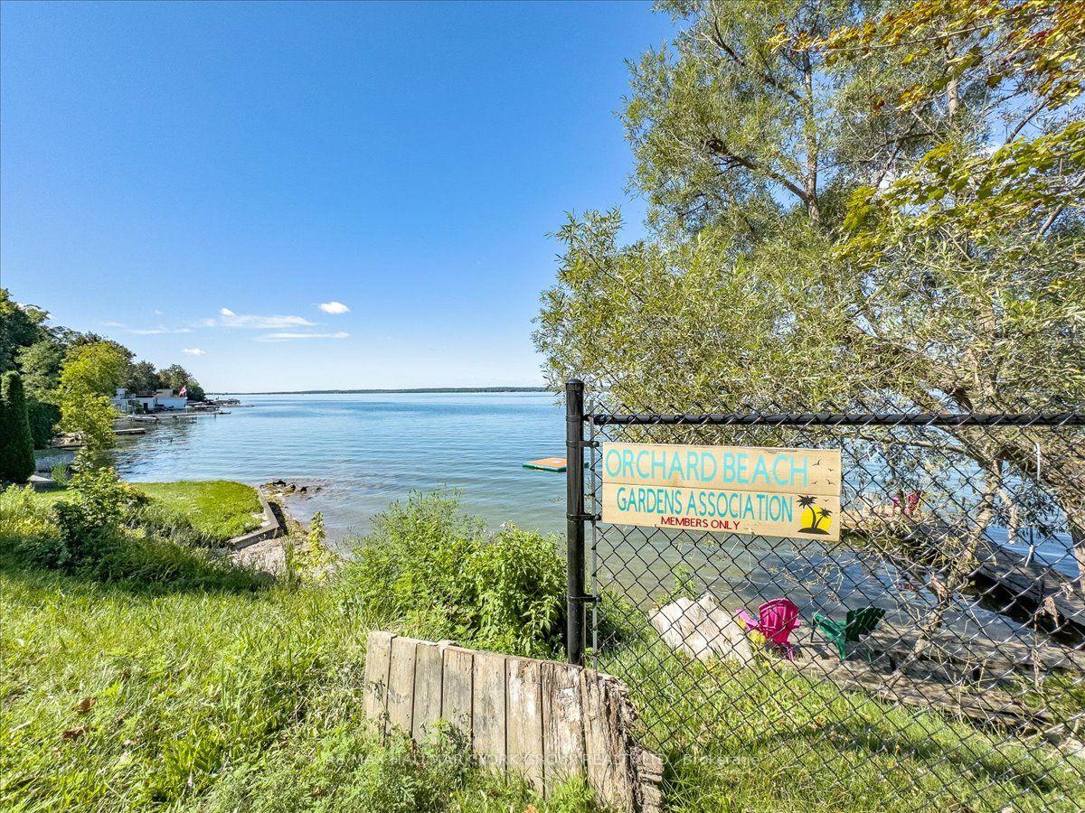 Photo 30 of 280 Orchard Beach Road, Georgina, Historic Lakeshore Communities — HOMEH