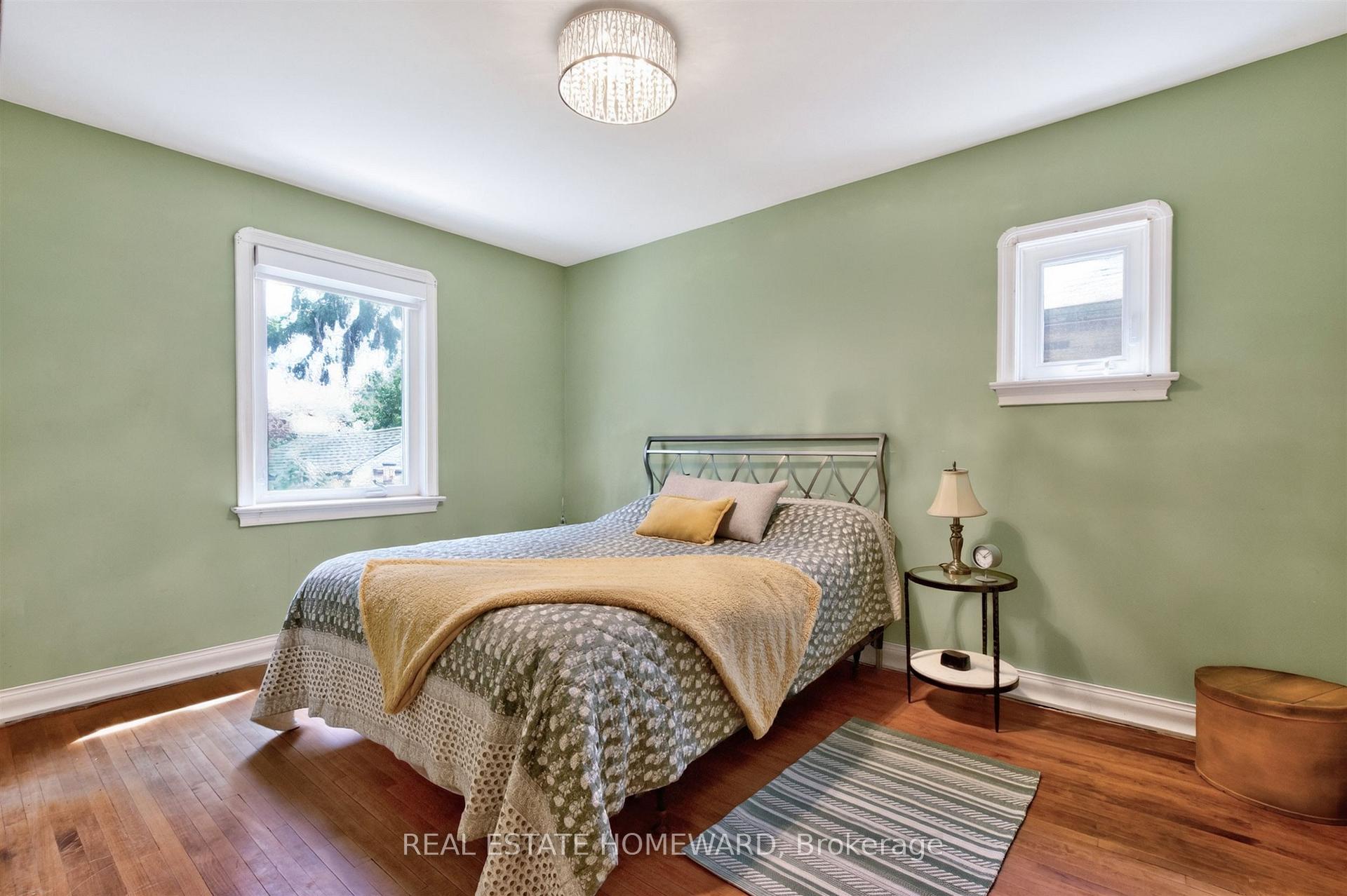 Photo 11 of 413 O'connor Drive, Toronto, East York — HOMEH
