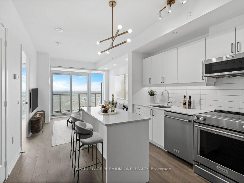 Front of Unit 1520, 9000 Jane Street