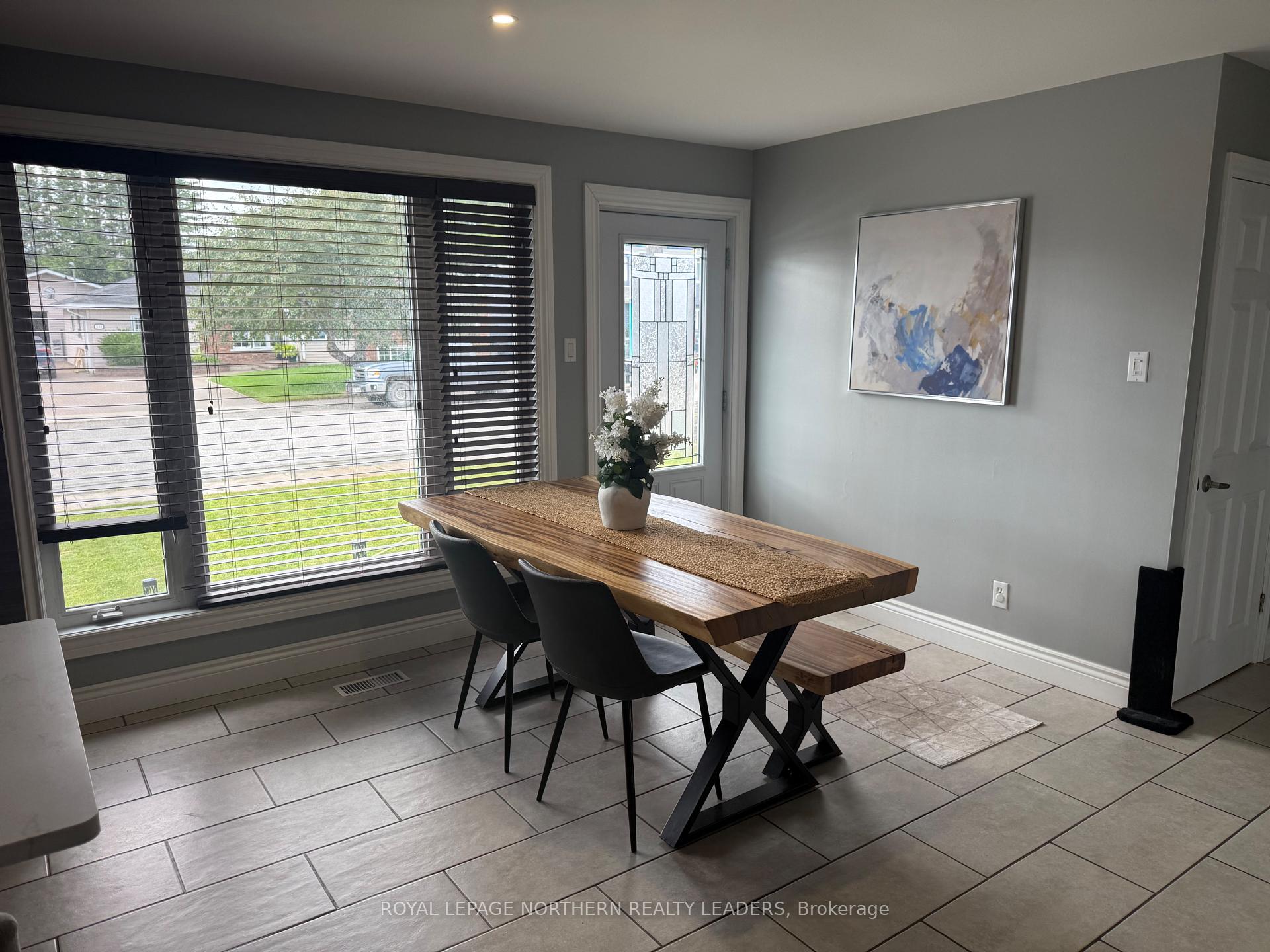 Photo 24 of 536 Tamarack Street, Timmins, TNE - North — HOMEH
