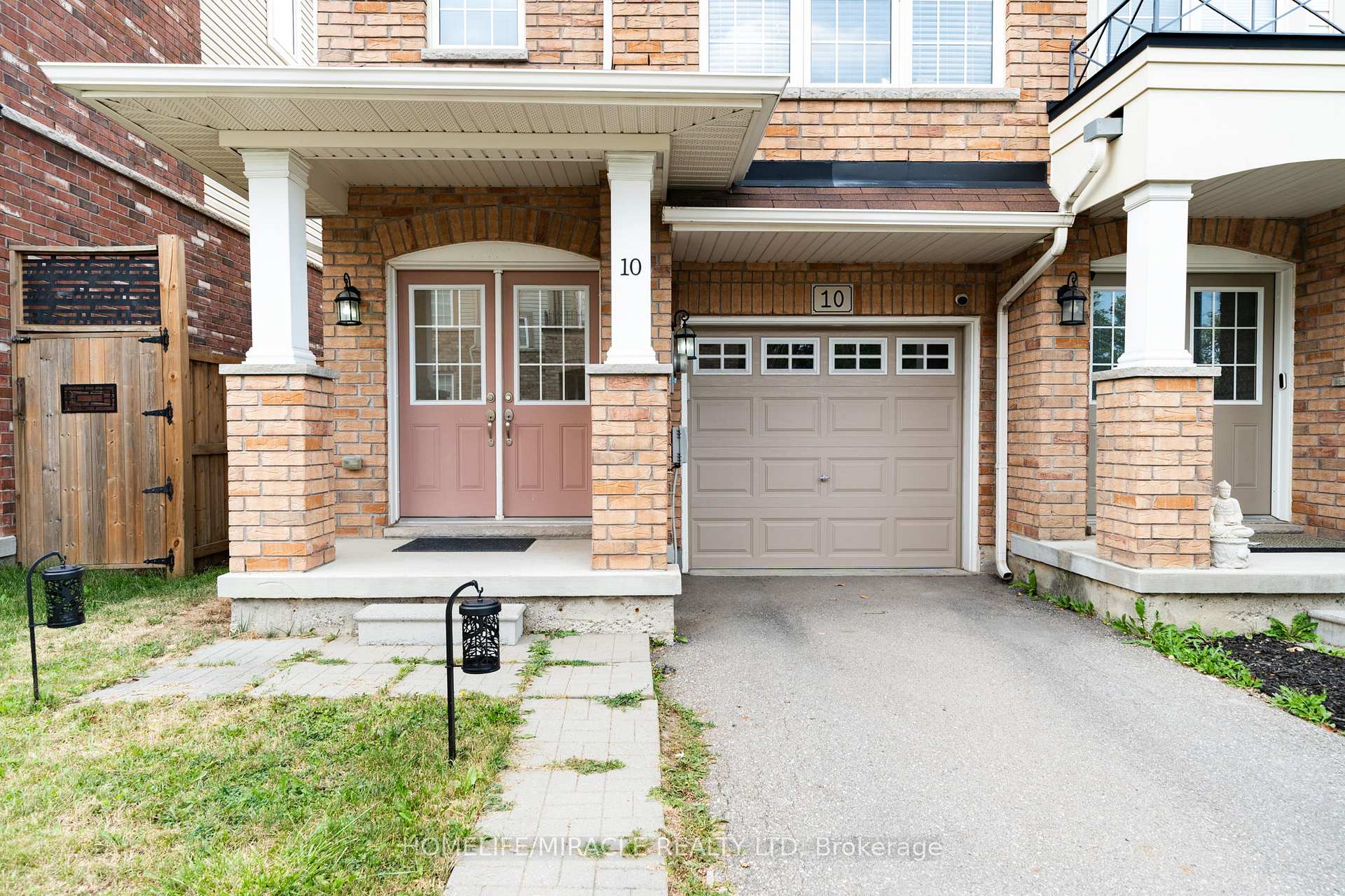 Photo 5 of 10 Kenridge Terrace, Hamilton, Stoney Creek Mountain — HOMEH
