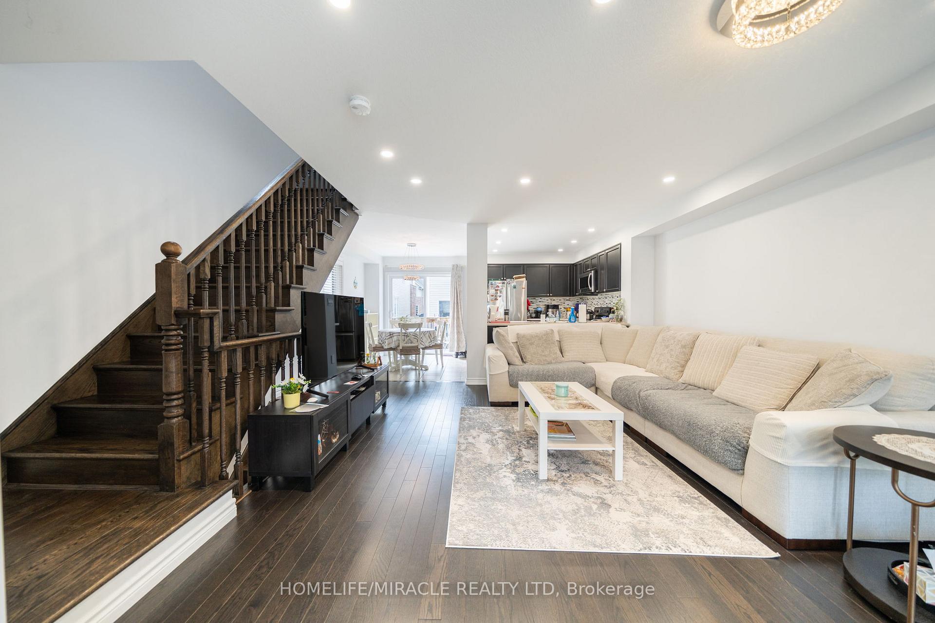 Photo 19 of 10 Kenridge Terrace, Hamilton, Stoney Creek Mountain — HOMEH