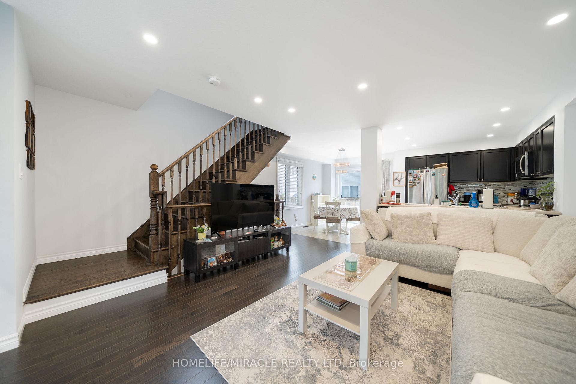 Photo 20 of 10 Kenridge Terrace, Hamilton, Stoney Creek Mountain — HOMEH