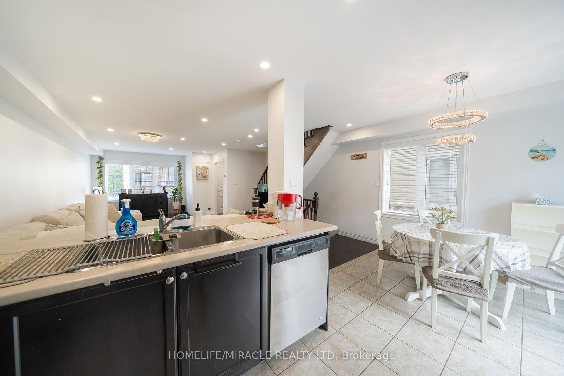 Photo 27 of 10 Kenridge Terrace, Hamilton, Stoney Creek Mountain — HOMEH