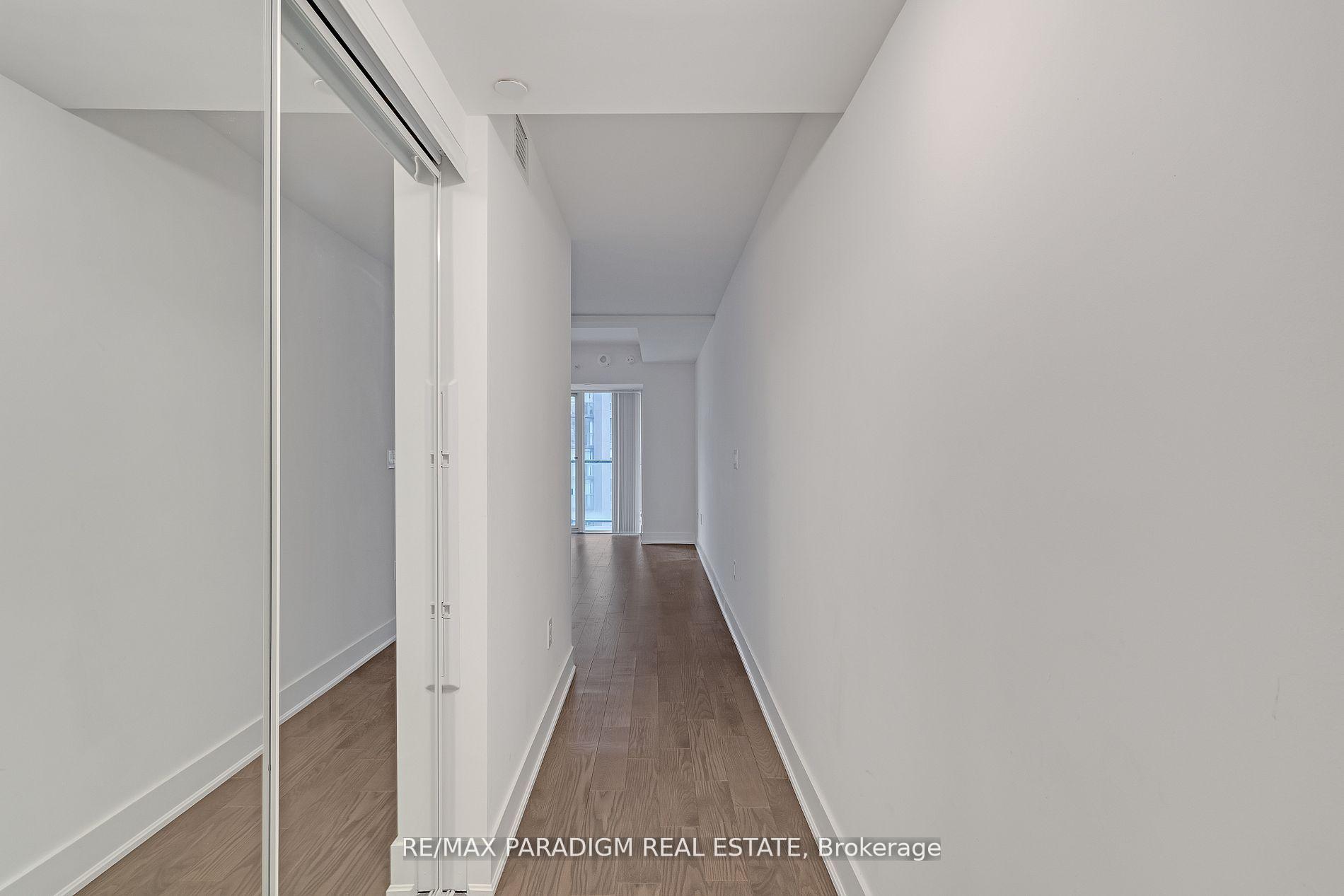 Photo 14 of Unit 2501, 955 Bay Street, Toronto, Bay Street Corridor — HOMEH