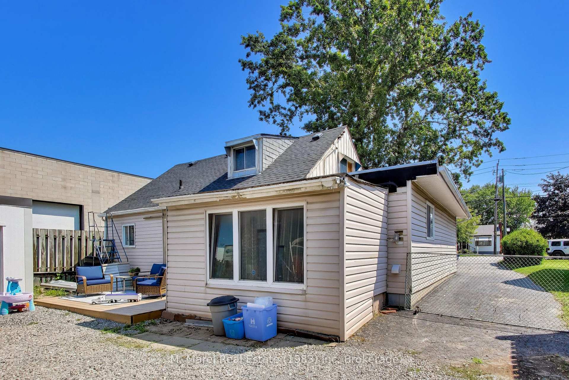 Photo 23 of 327 Dewitt Road, Hamilton, Stoney Creek Industrial — HOMEH