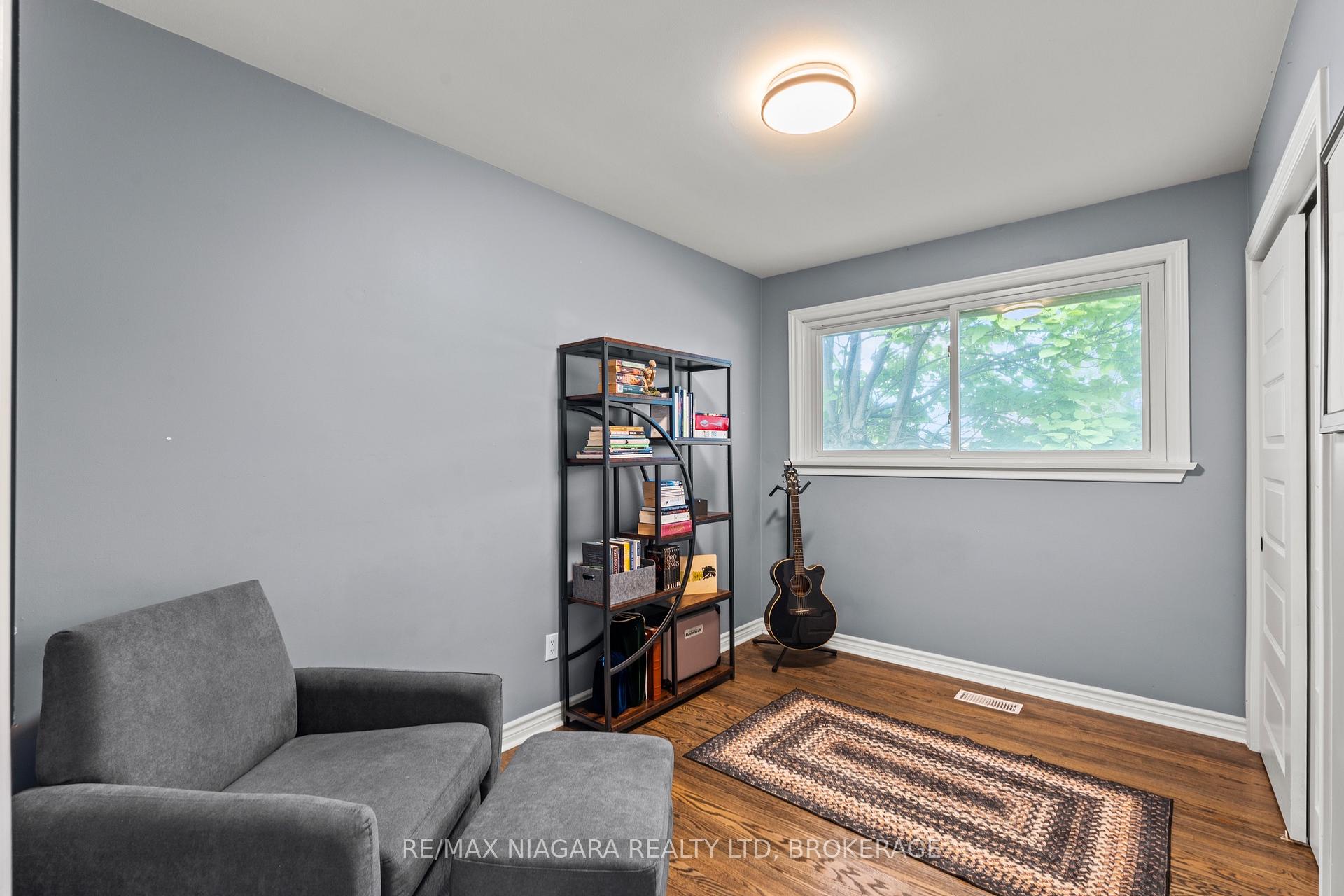 Photo 19 of 67 Maple Park Drive, Welland, Prince Charles — HOMEH