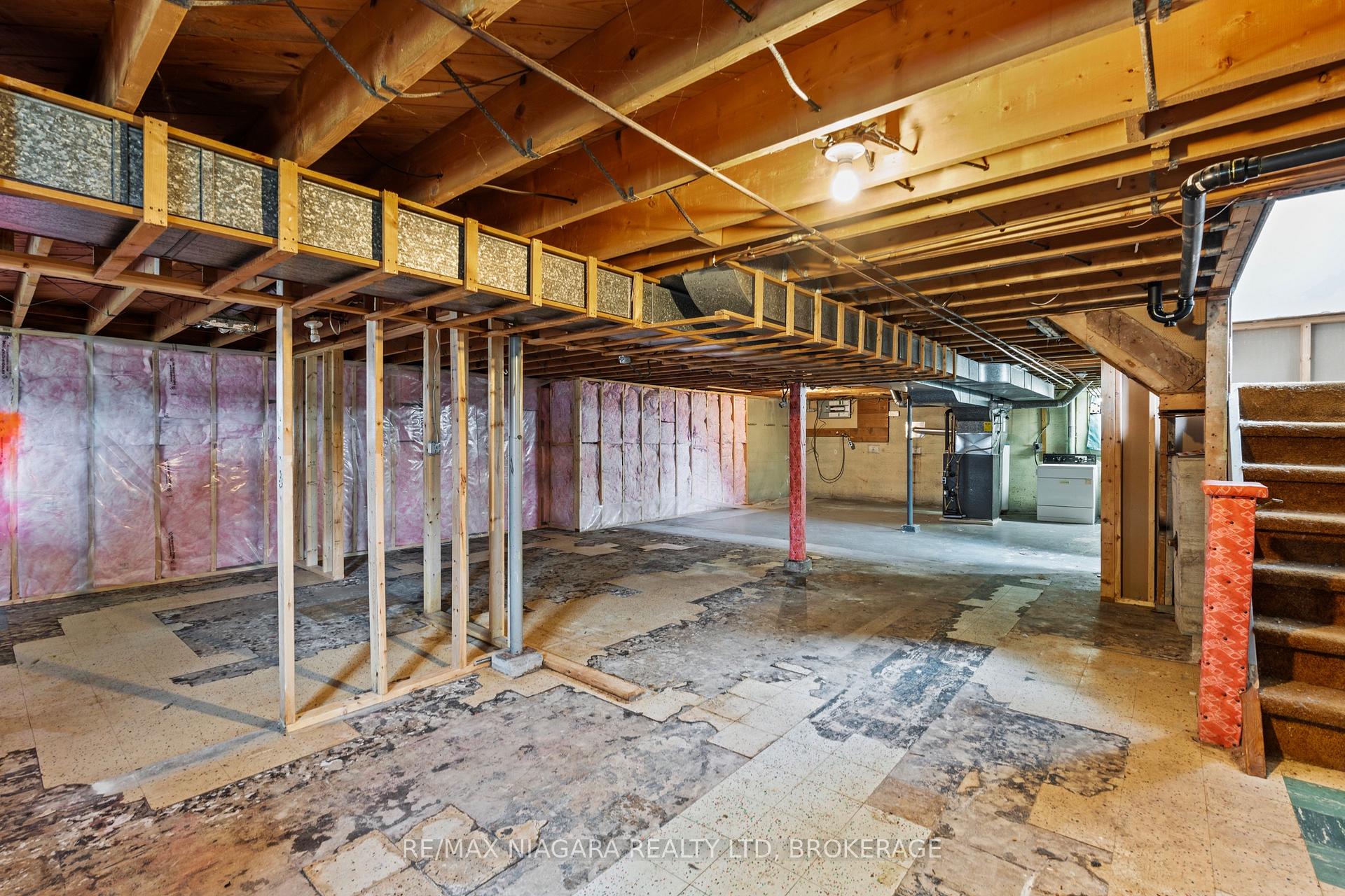 Photo 23 of 67 Maple Park Drive, Welland, Prince Charles — HOMEH