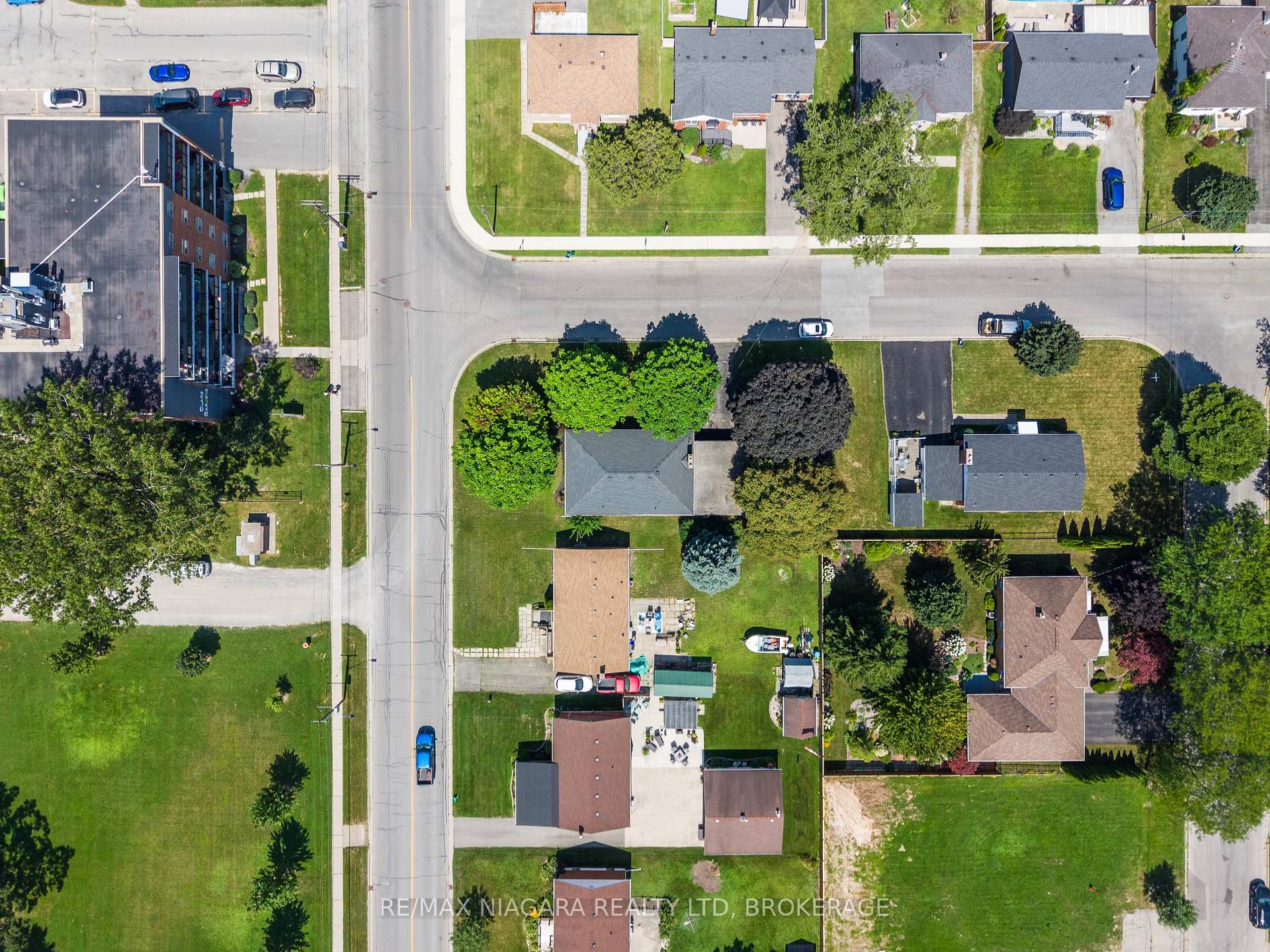 Photo 32 of 67 Maple Park Drive, Welland, Prince Charles — HOMEH