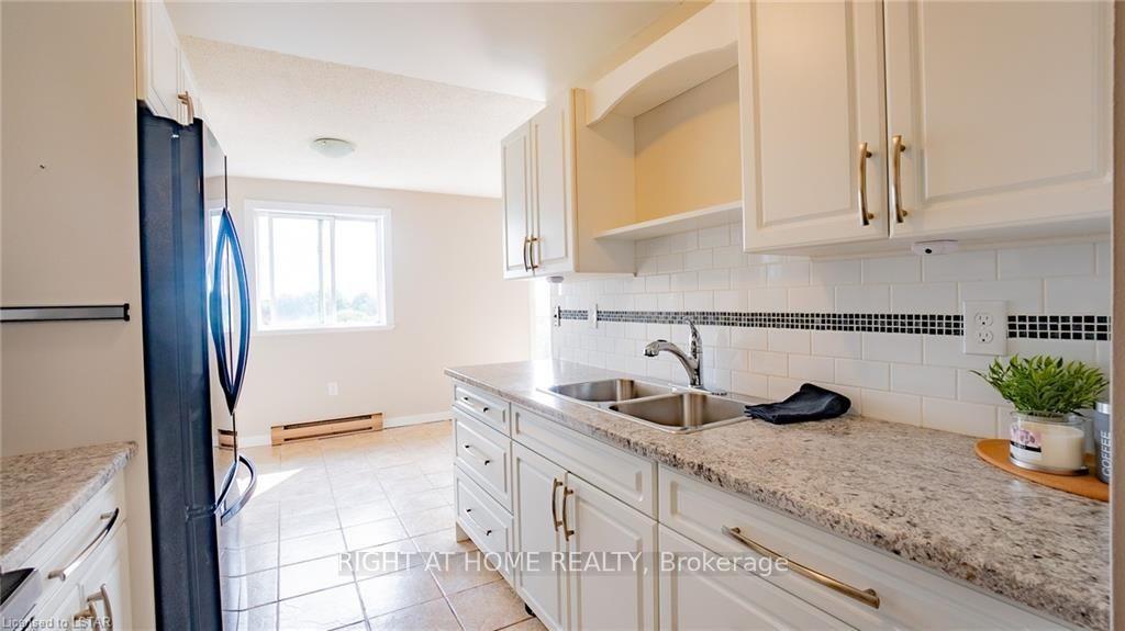 Photo 12 of Unit 801, 986 Huron Street, London, East A — HOMEH