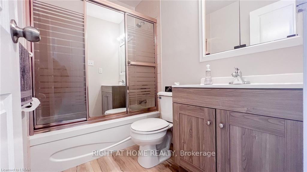 Photo 25 of Unit 801, 986 Huron Street, London, East A — HOMEH