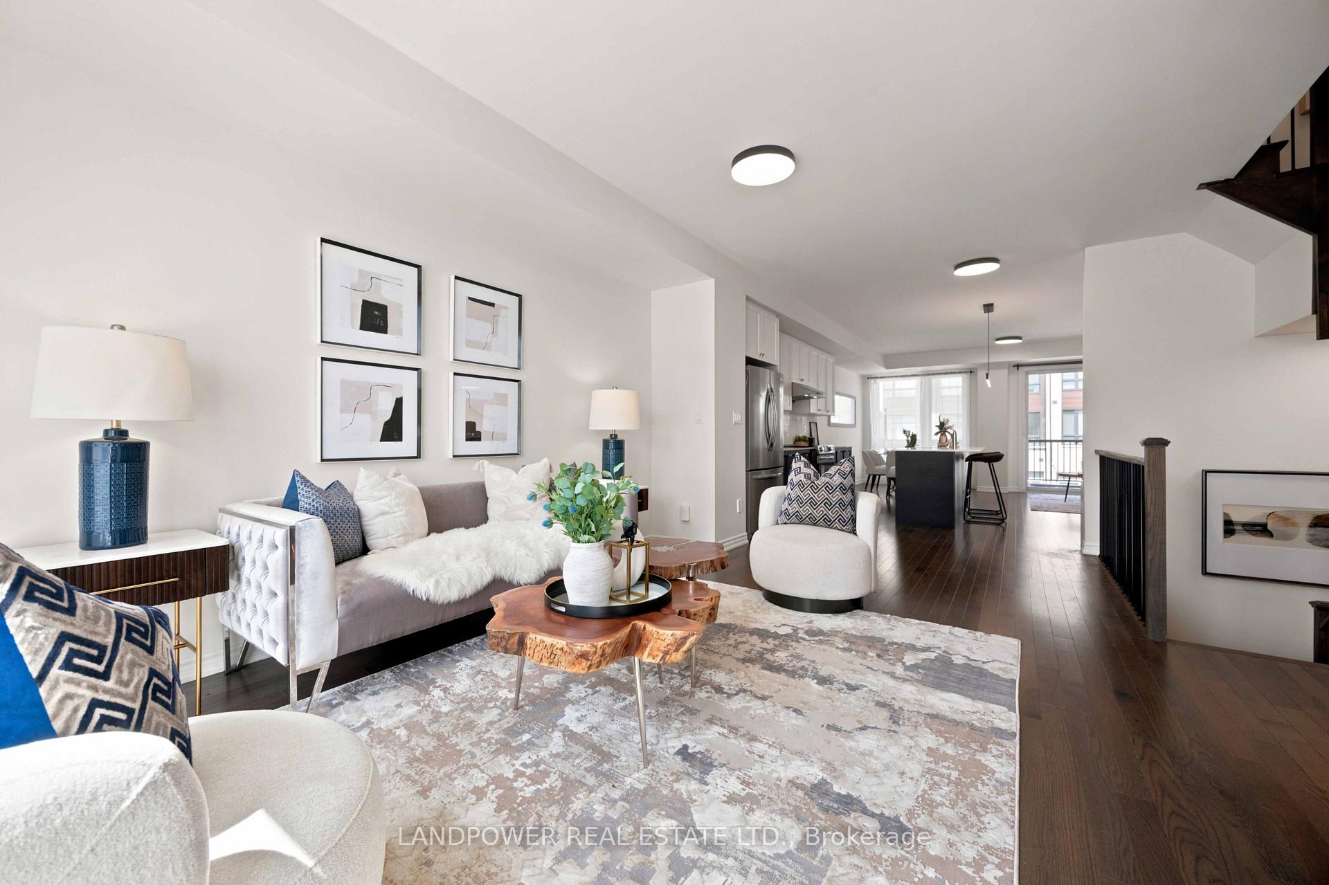 Photo 7 of 38 Lord Melborne Street, Markham, Victoria Square — HOMEH