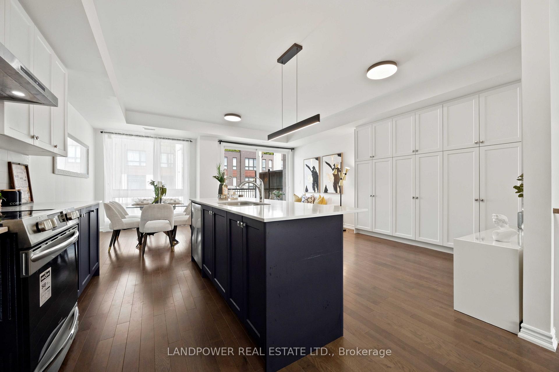 Photo 13 of 38 Lord Melborne Street, Markham, Victoria Square — HOMEH