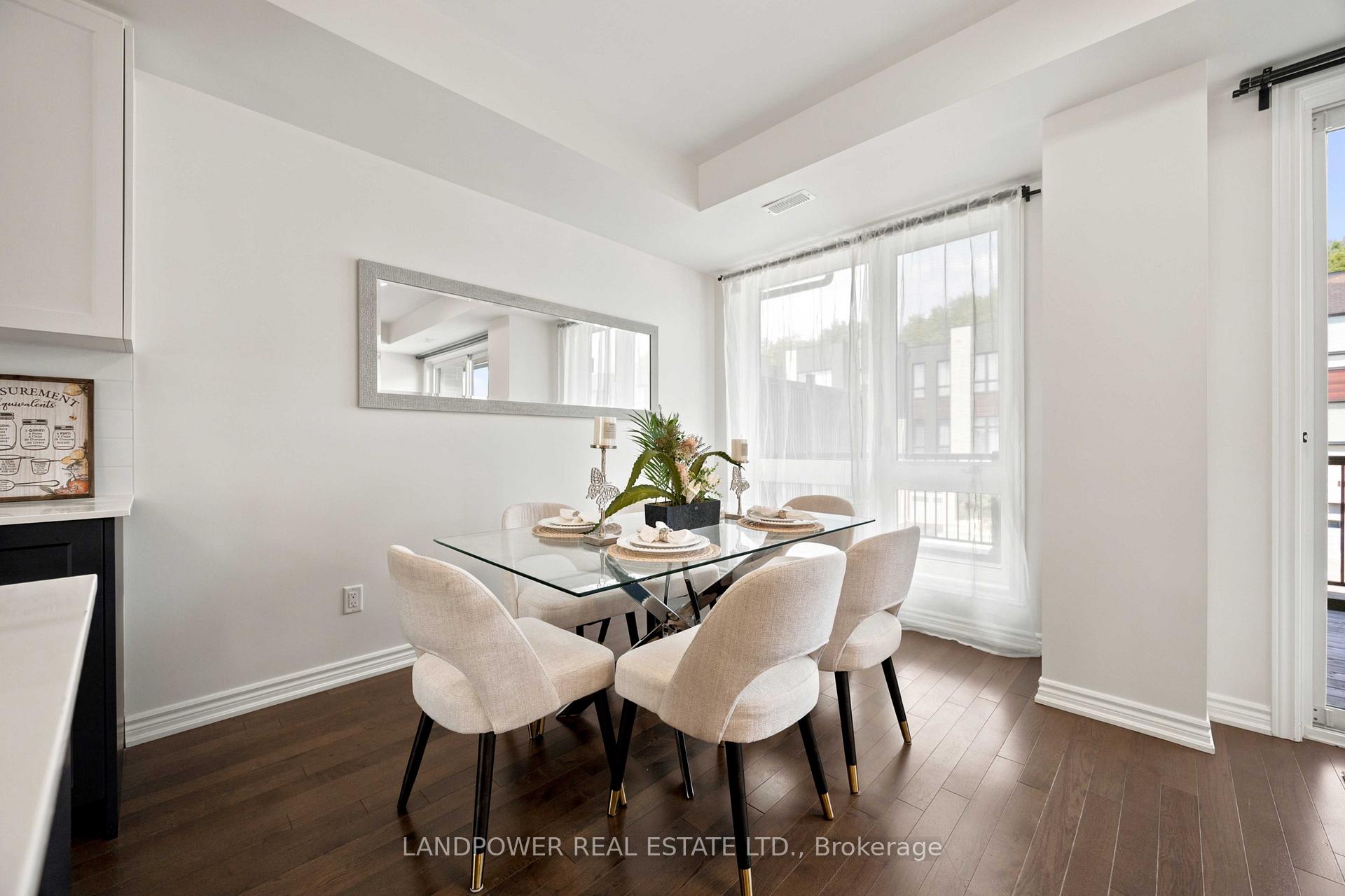 Photo 28 of 38 Lord Melborne Street, Markham, Victoria Square — HOMEH