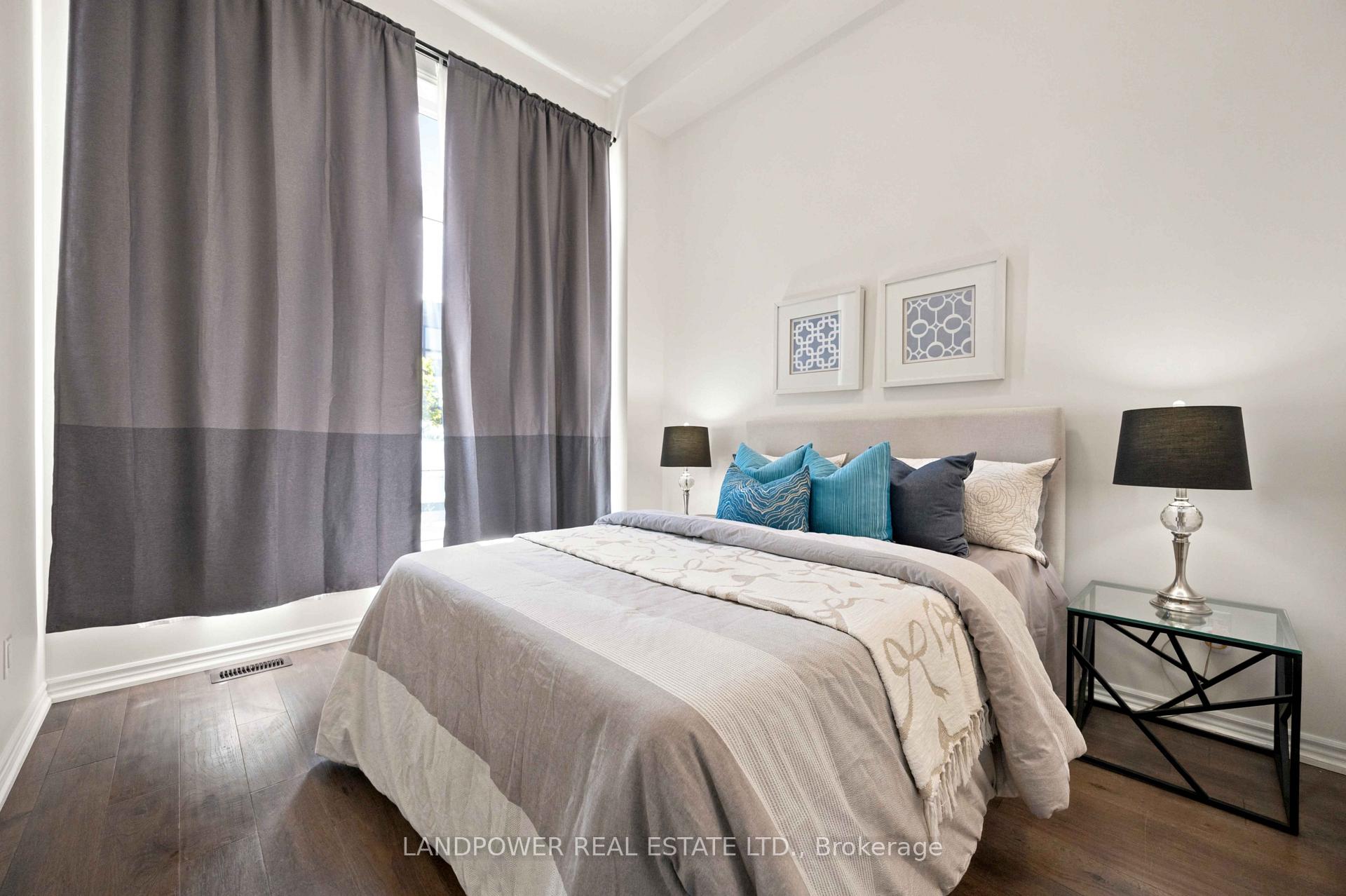 Photo 40 of 38 Lord Melborne Street, Markham, Victoria Square — HOMEH