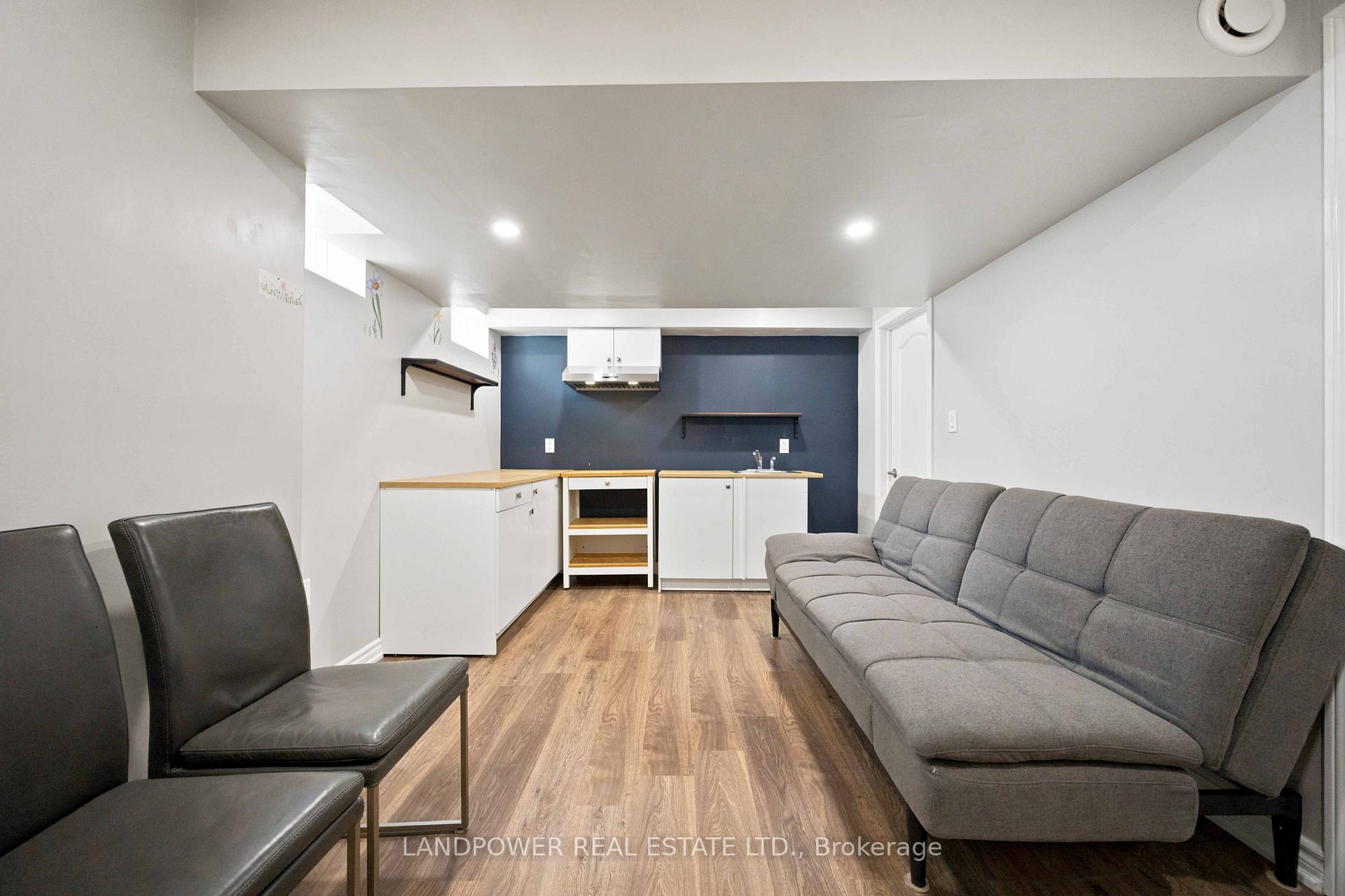 Photo 45 of 38 Lord Melborne Street, Markham, Victoria Square — HOMEH