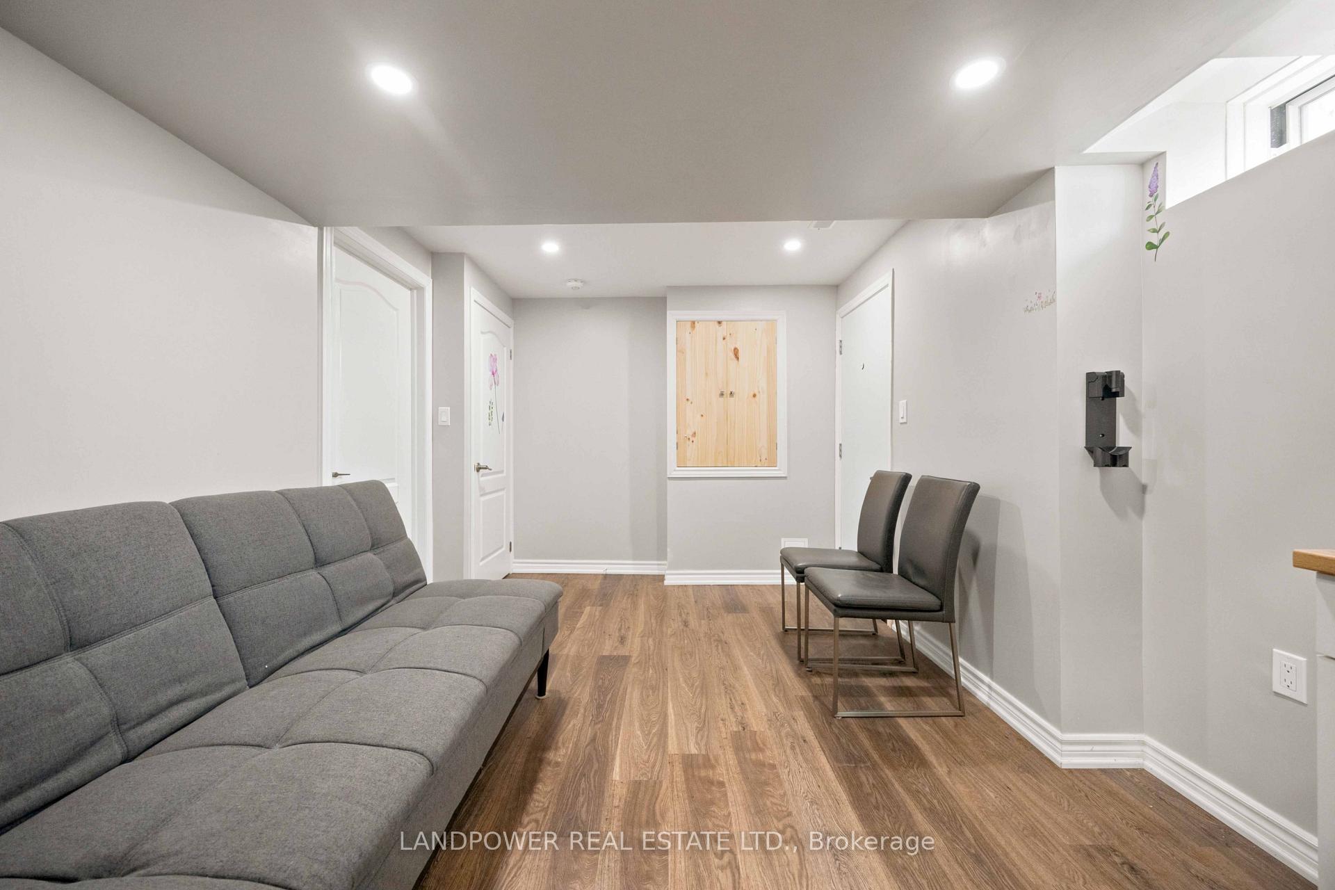 Photo 47 of 38 Lord Melborne Street, Markham, Victoria Square — HOMEH