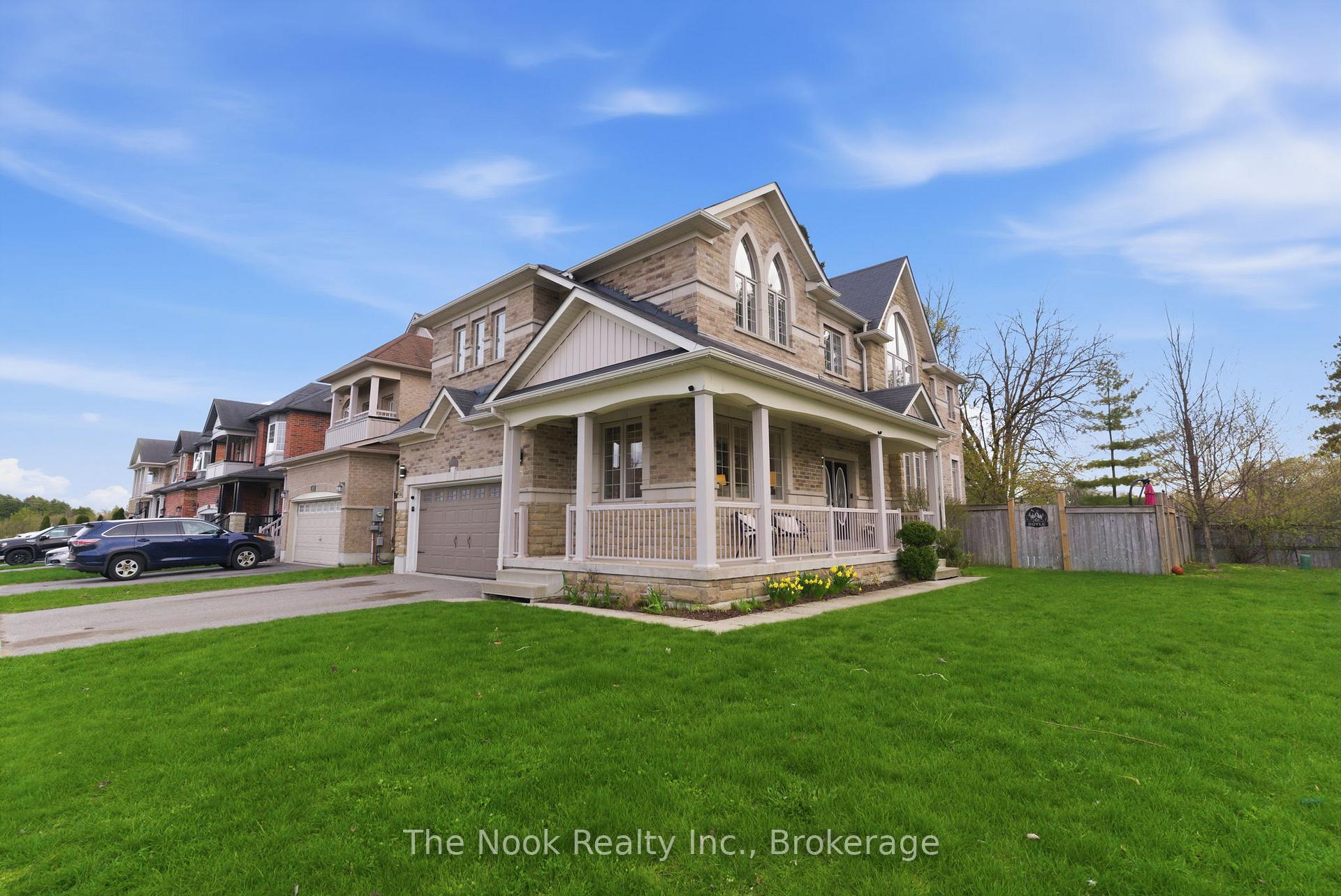 Photo 4 of 1 Wilbert Hoar Court, Clarington, Courtice — HOMEH