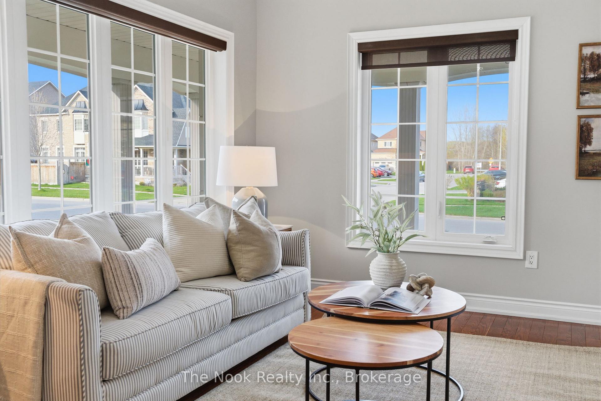 Photo 11 of 1 Wilbert Hoar Court, Clarington, Courtice — HOMEH