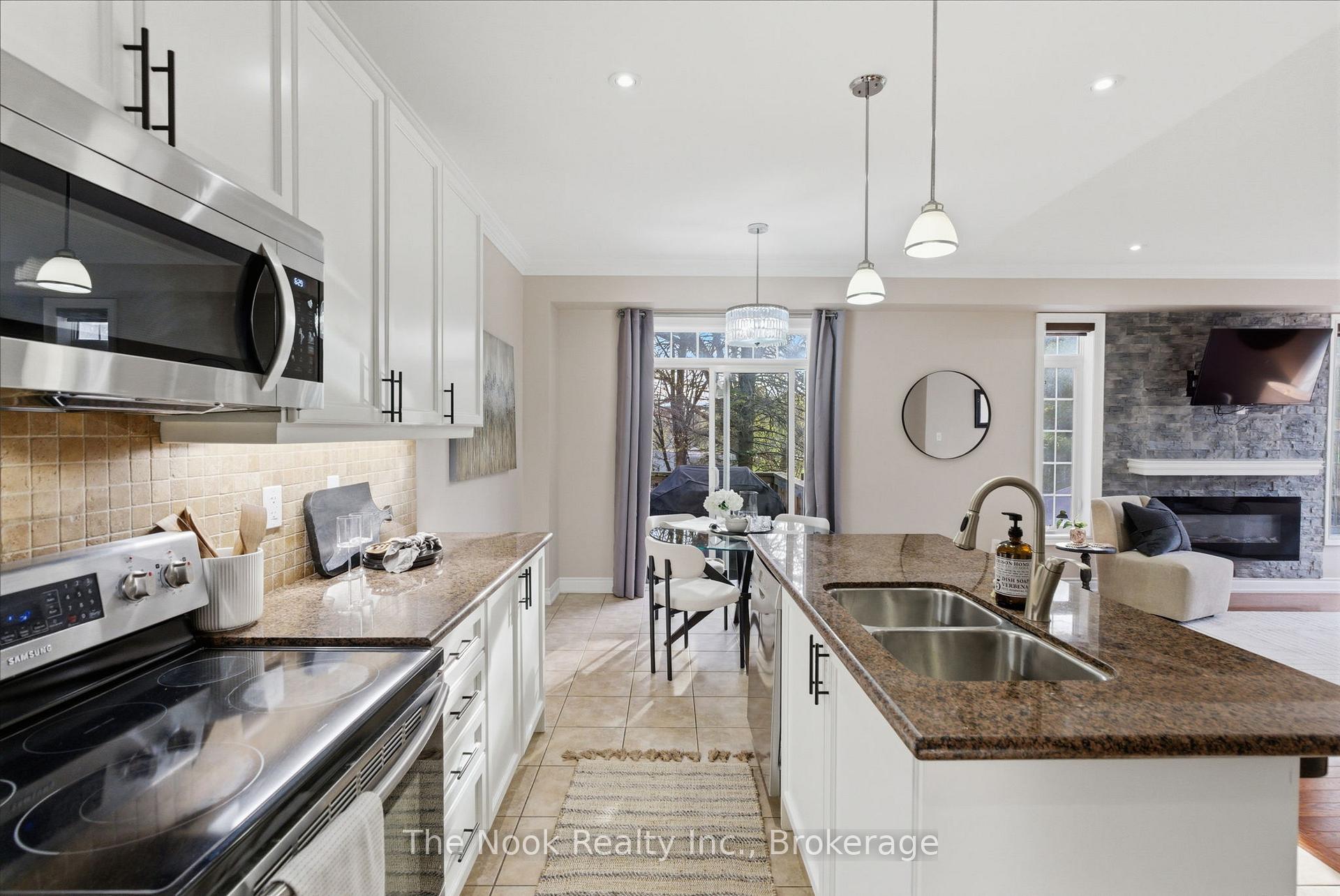 Photo 17 of 1 Wilbert Hoar Court, Clarington, Courtice — HOMEH