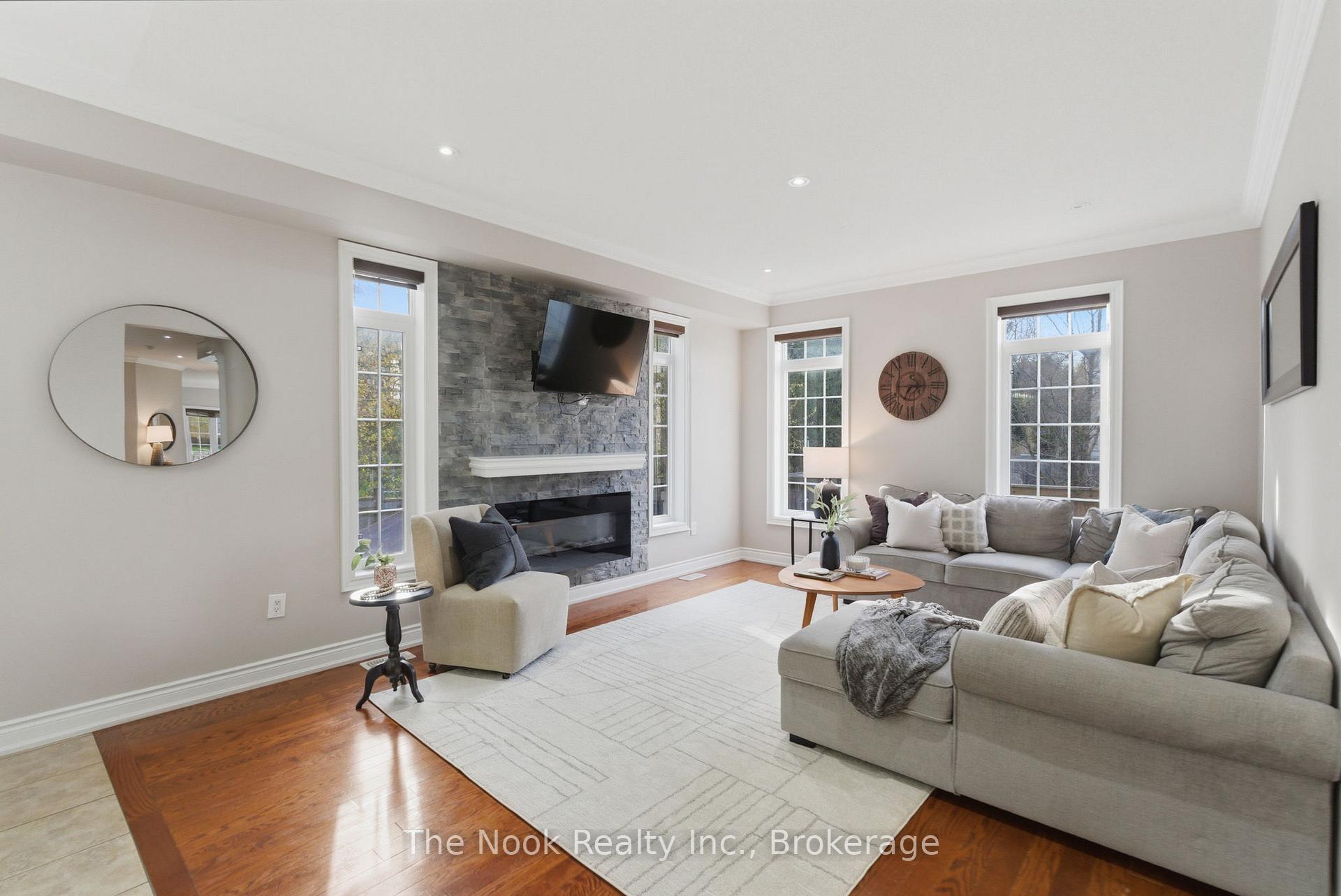 Photo 25 of 1 Wilbert Hoar Court, Clarington, Courtice — HOMEH