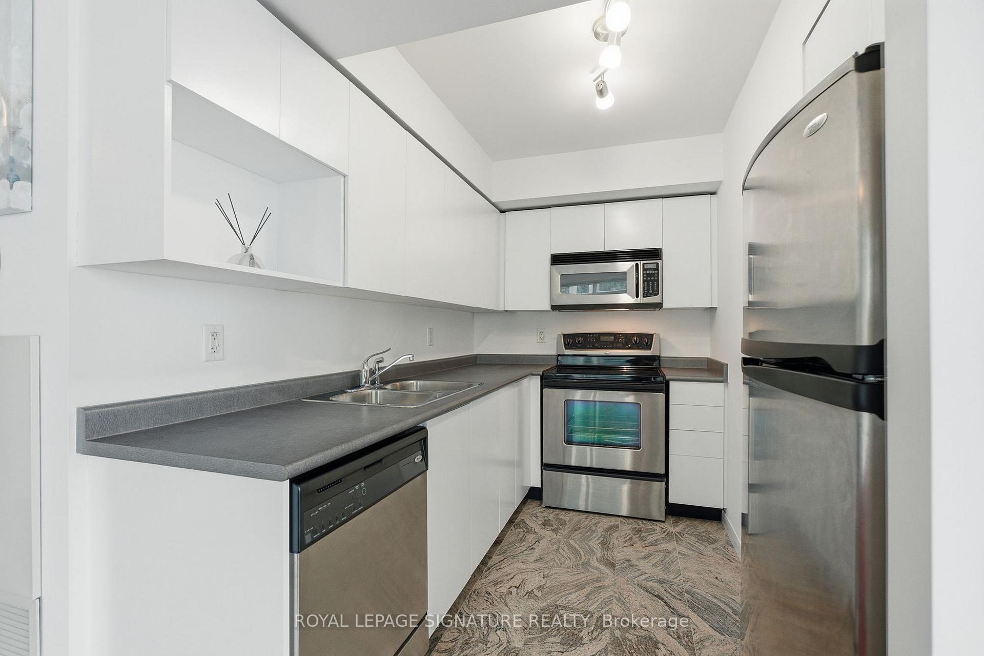 Photo 17 of Unit 2011, 18 Yonge Street, Toronto, Waterfront Communities — HOMEH