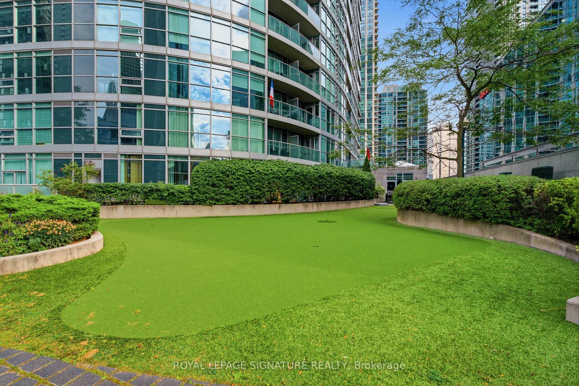 Photo 36 of Unit 2011, 18 Yonge Street, Toronto, Waterfront Communities — HOMEH