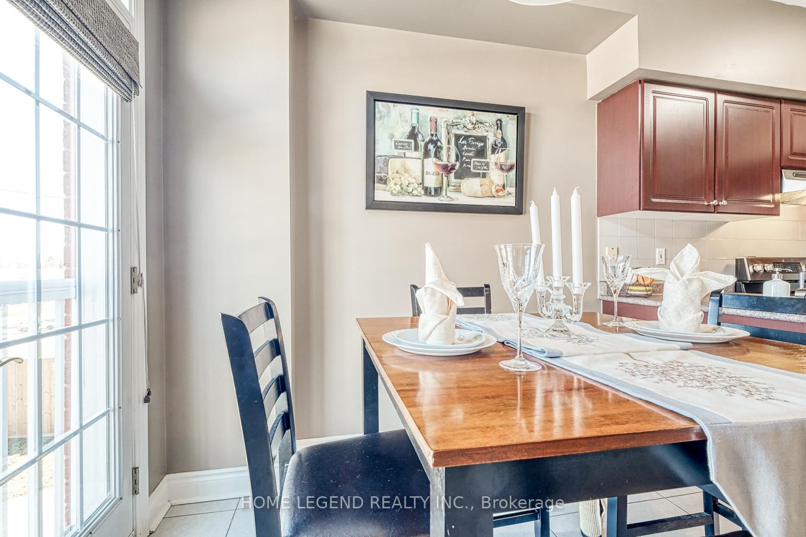 Photo 11 of 28 Loring Doolittle Court, Aurora, Aurora Village — HOMEH