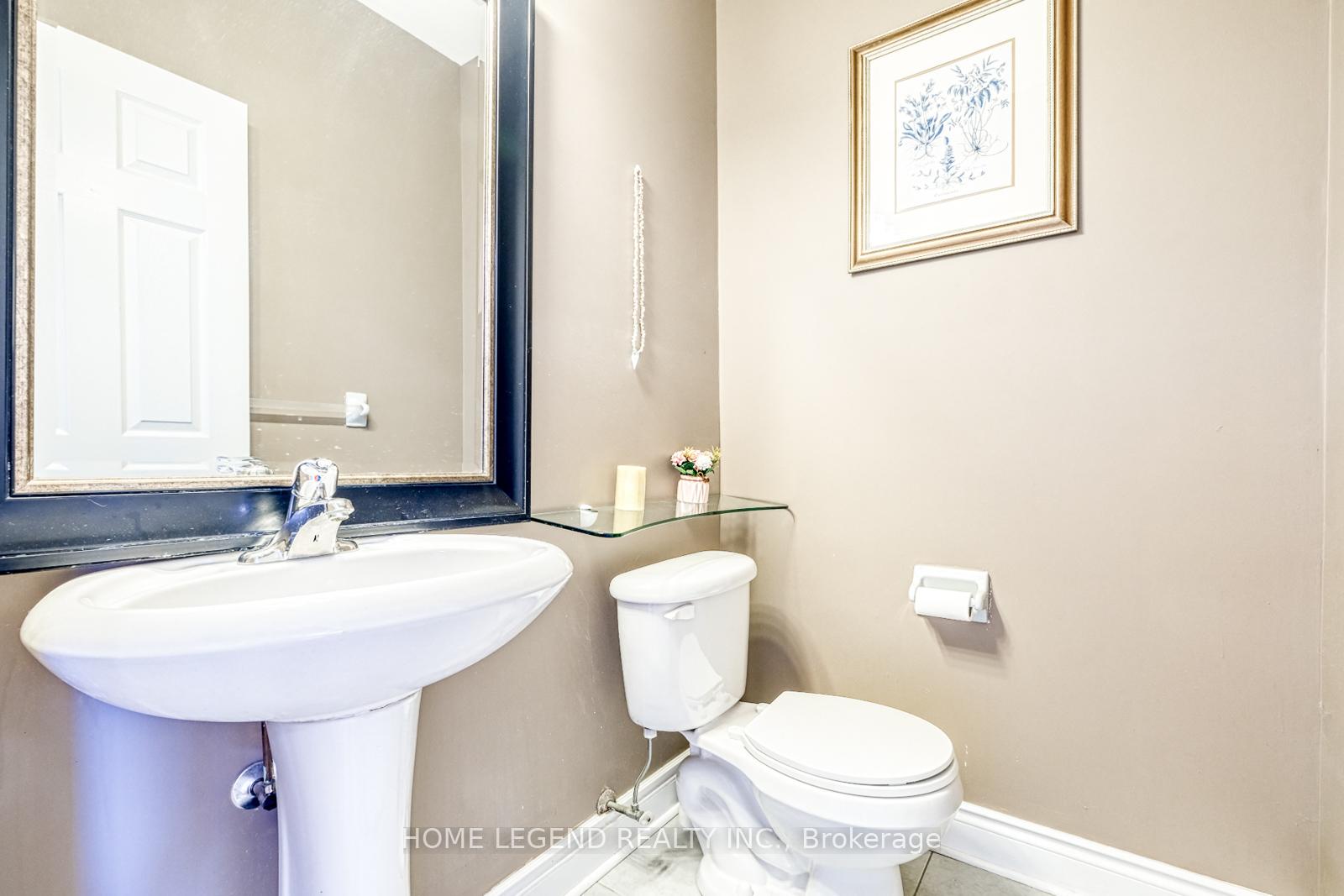 Photo 13 of 28 Loring Doolittle Court, Aurora, Aurora Village — HOMEH