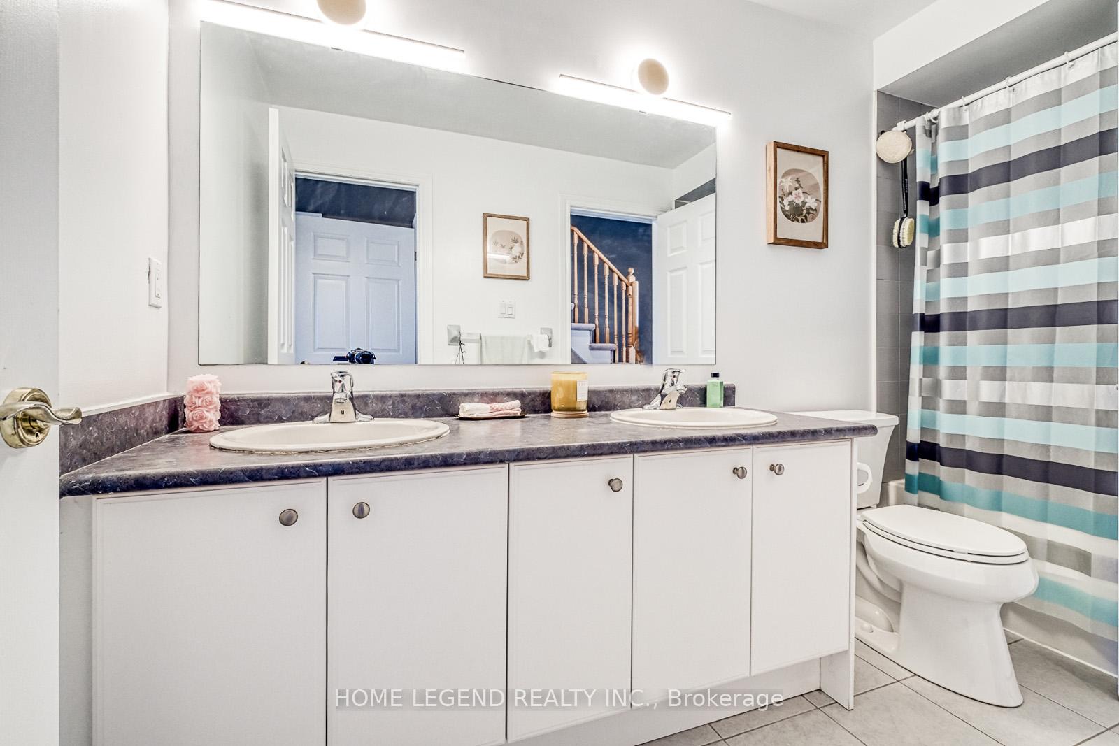 Photo 18 of 28 Loring Doolittle Court, Aurora, Aurora Village — HOMEH