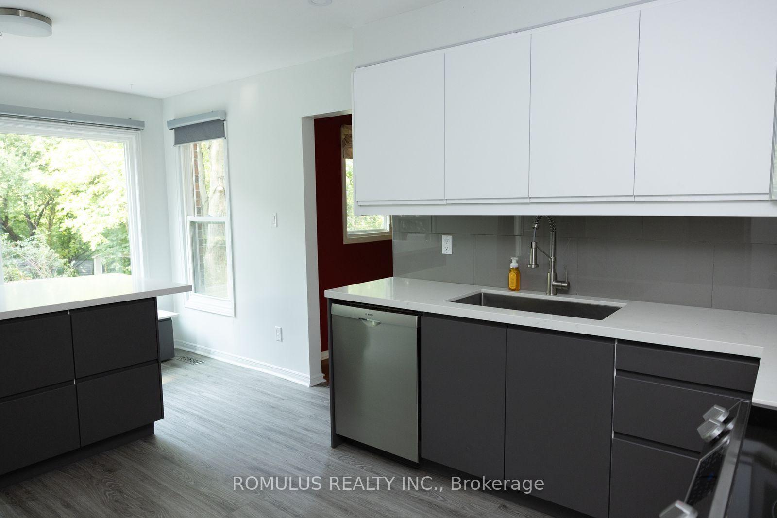 Photo 6 of 280 King Andrew Drive, Mississauga, Rathwood — HOMEH