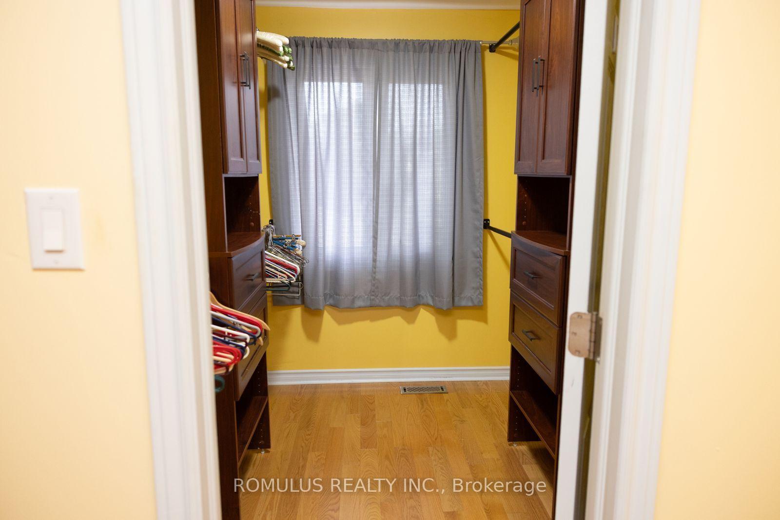 Photo 18 of 280 King Andrew Drive, Mississauga, Rathwood — HOMEH