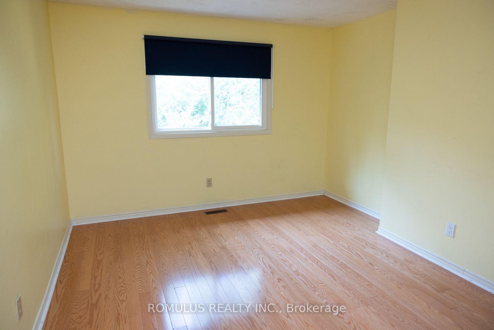 Photo 21 of 280 King Andrew Drive, Mississauga, Rathwood — HOMEH
