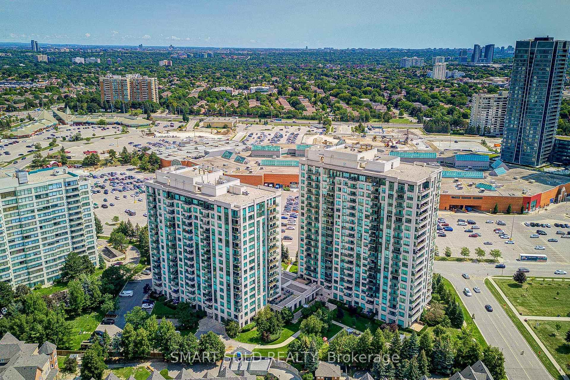 Photo 2 of Unit 1508, 100 Promenade Circle, Vaughan, Brownridge — HOMEH