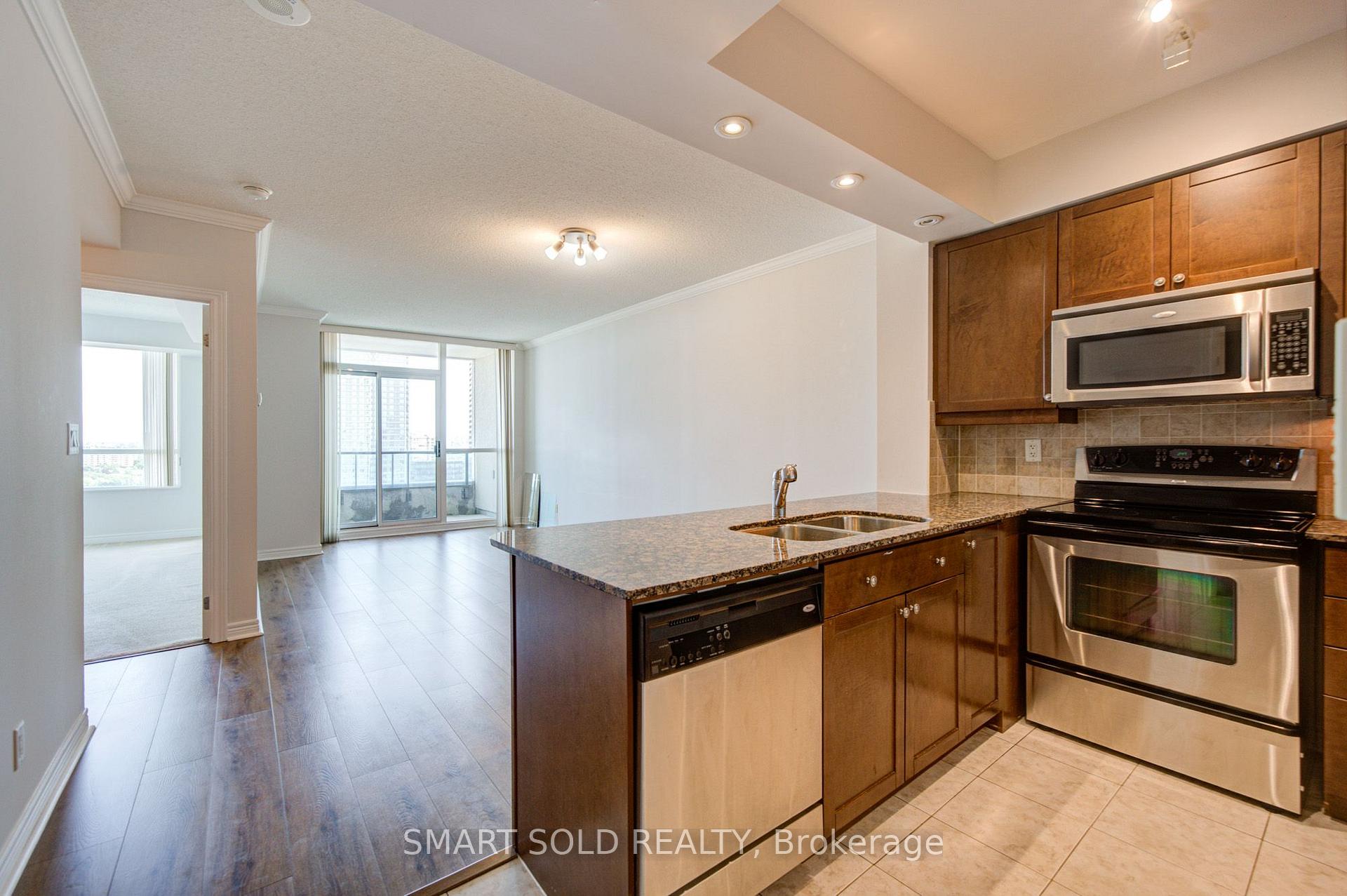 Photo 3 of Unit 1508, 100 Promenade Circle, Vaughan, Brownridge — HOMEH