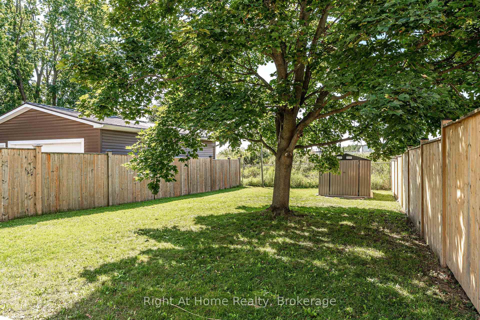 Photo 27 of 65 Maple Avenue, Stratford — HOMEH