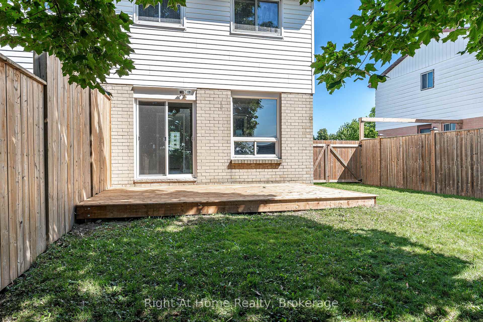 Photo 31 of 65 Maple Avenue, Stratford — HOMEH