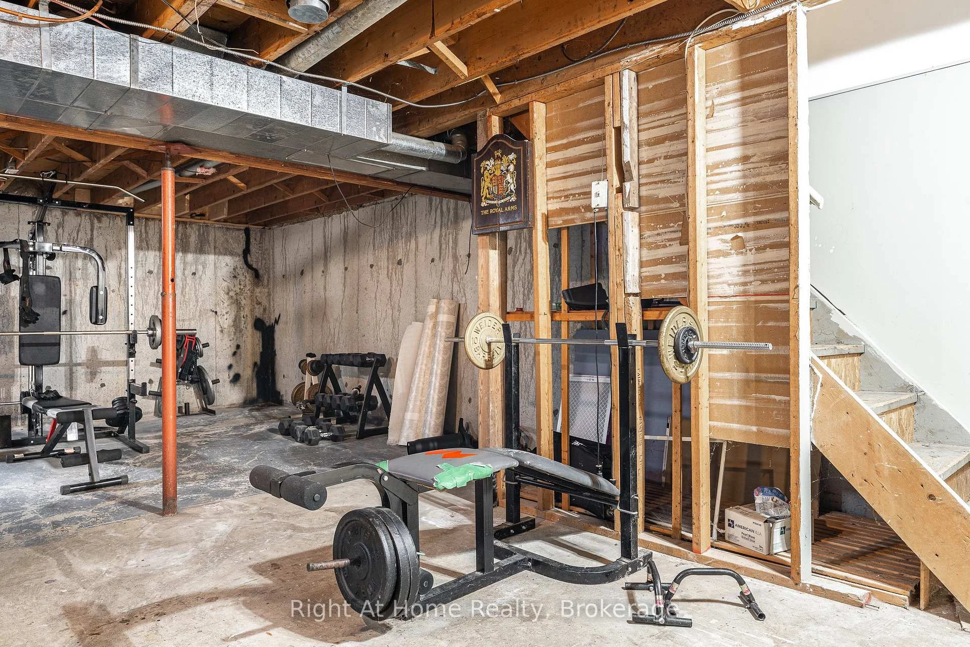 Photo 25 of 65 Maple Avenue, Stratford — HOMEH