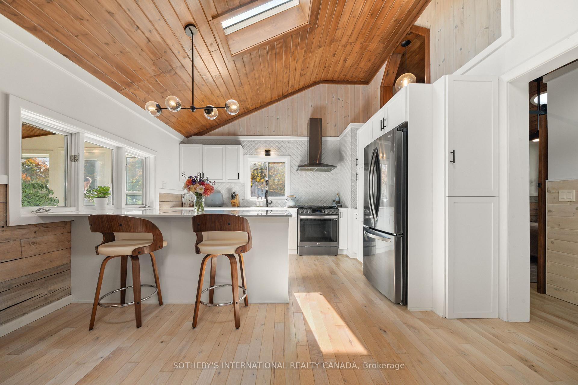 Photo 10 of 220 Easterbrook Road S, Prince Edward County, Athol Ward — HOMEH
