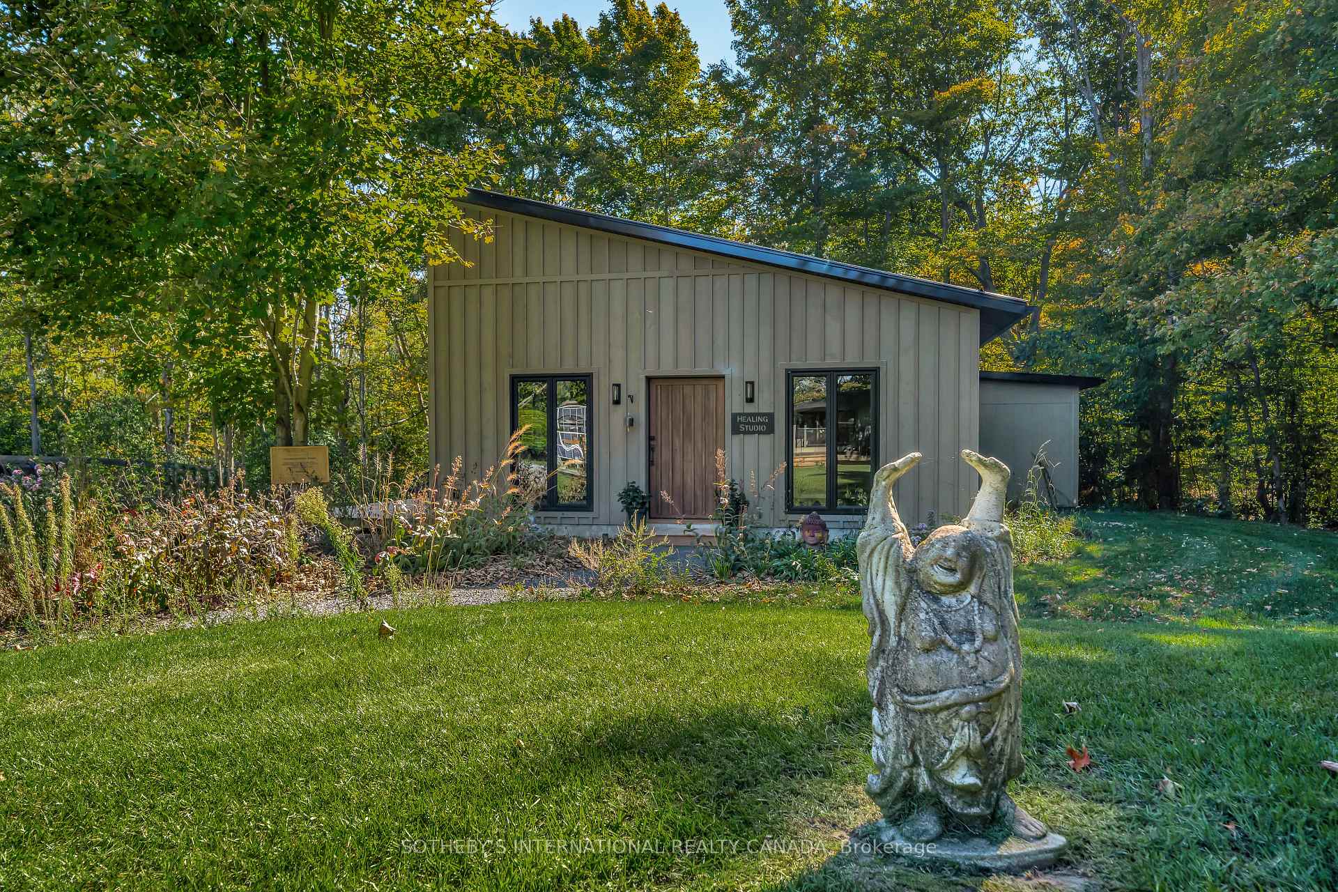 Photo 29 of 220 Easterbrook Road S, Prince Edward County, Athol Ward — HOMEH