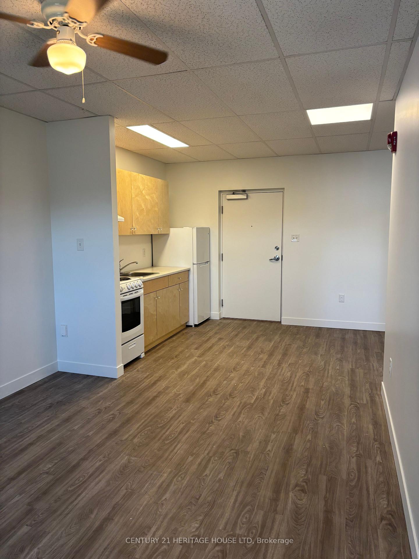 Photo 4 of Unit 203, 50 Scott Street, St. Thomas — HOMEH