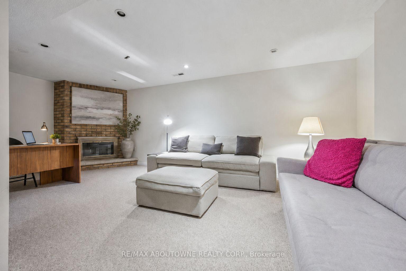 Photo 28 of 416 Marlatt Drive, Oakville, River Oaks — HOMEH