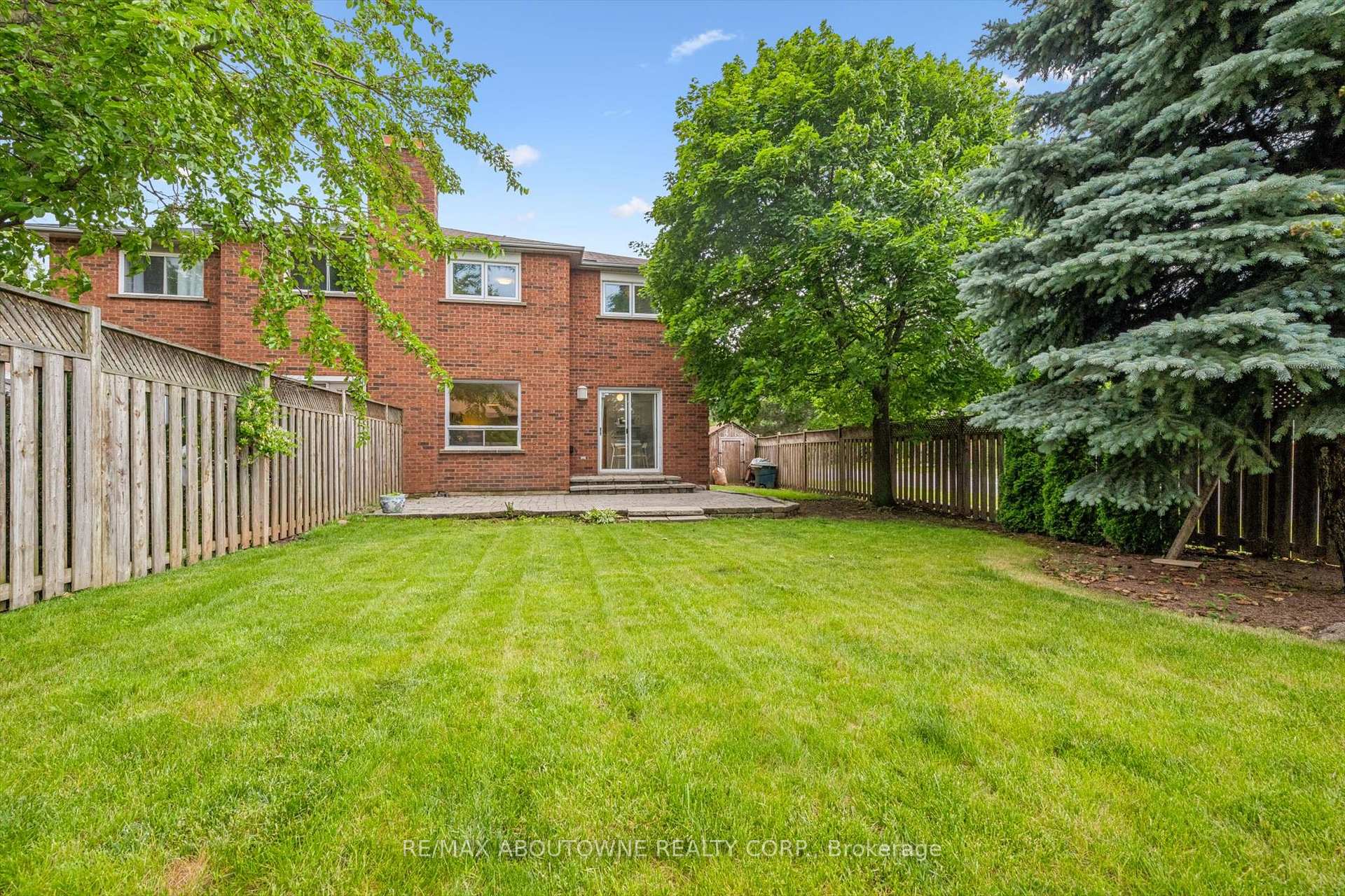 Photo 33 of 416 Marlatt Drive, Oakville, River Oaks — HOMEH