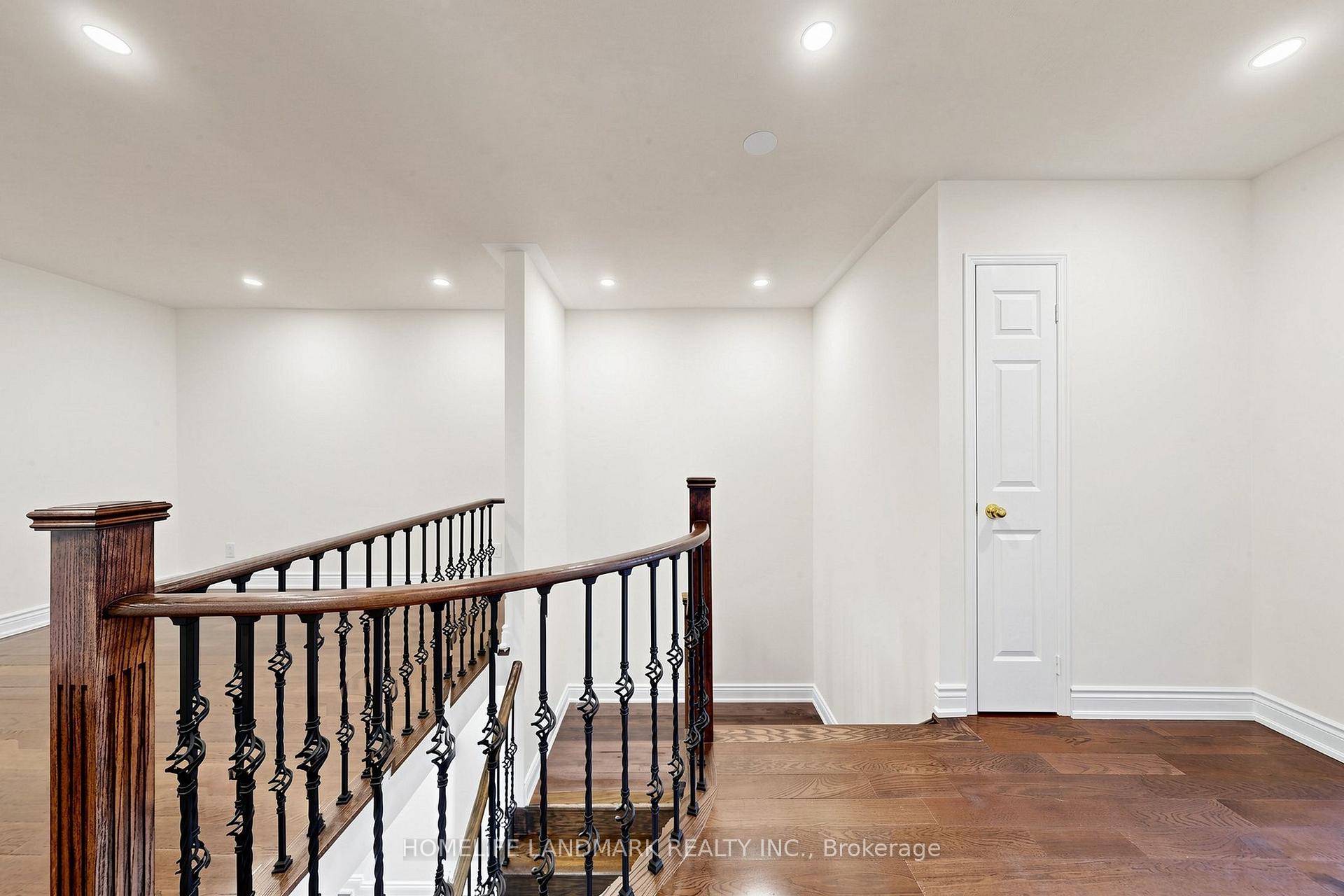 Photo 26 of 199 Purcell Crescent, Vaughan, Maple — HOMEH